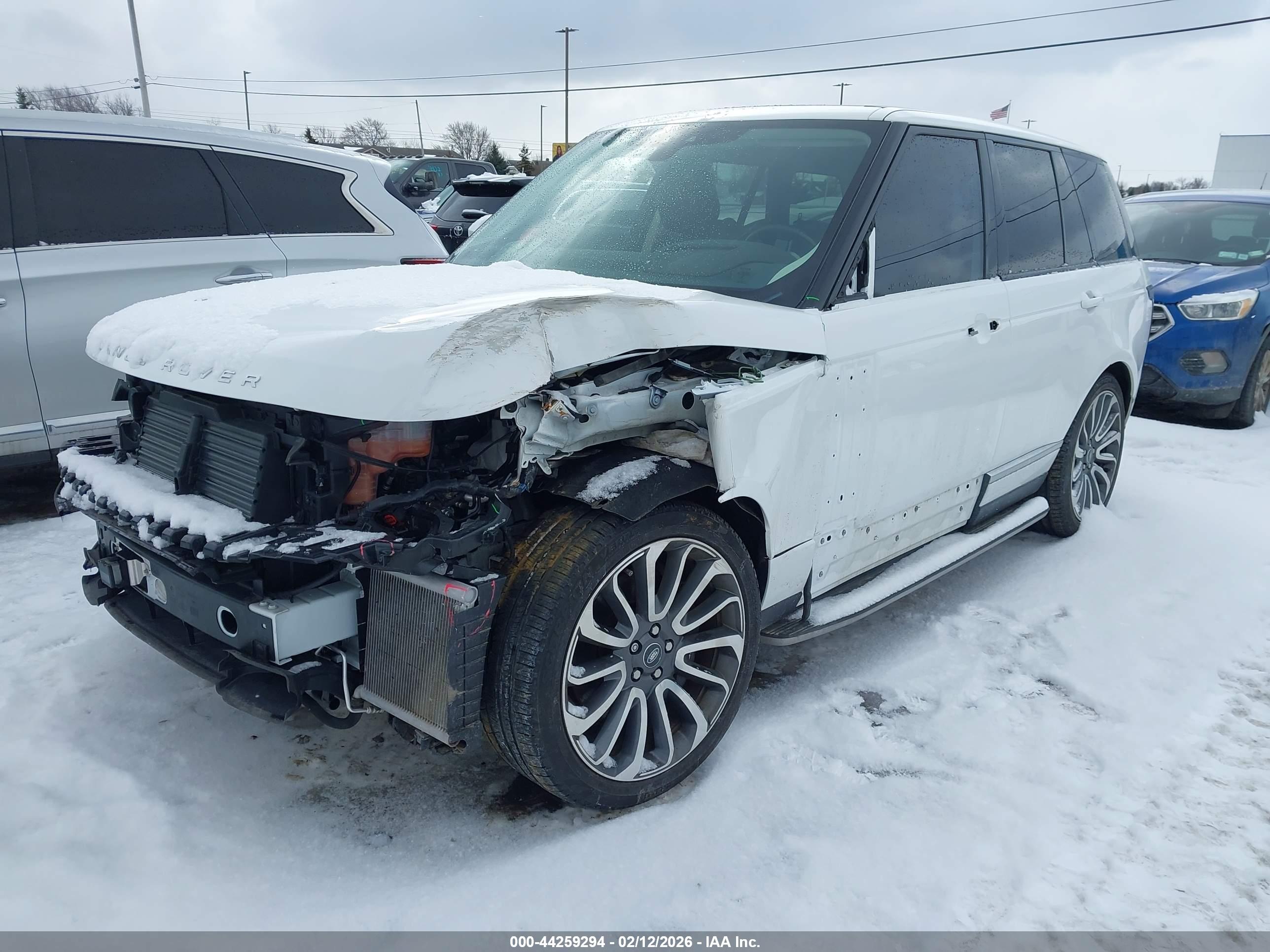 LAND ROVER image 2