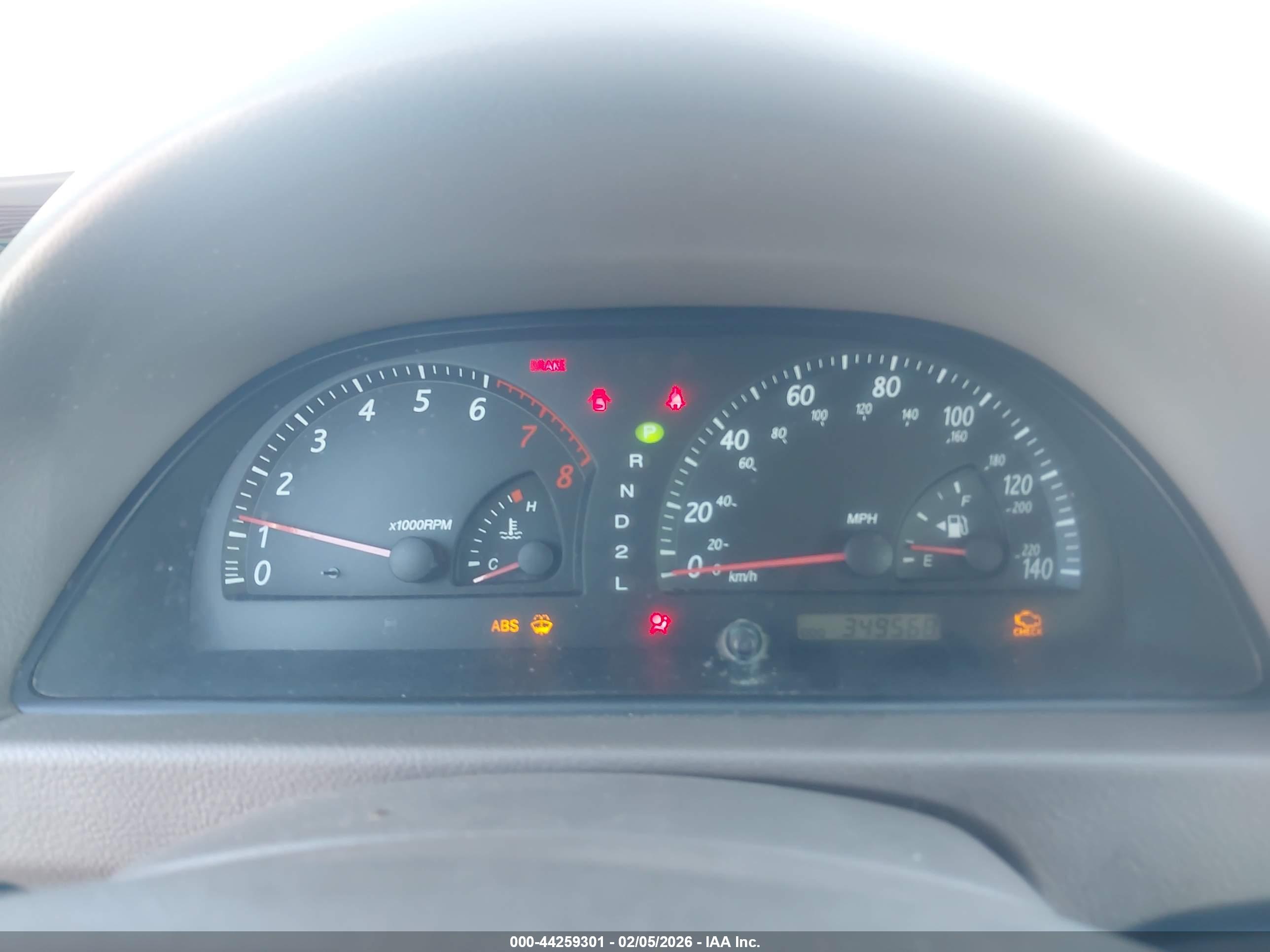 TOYOTA CAMRY image 7