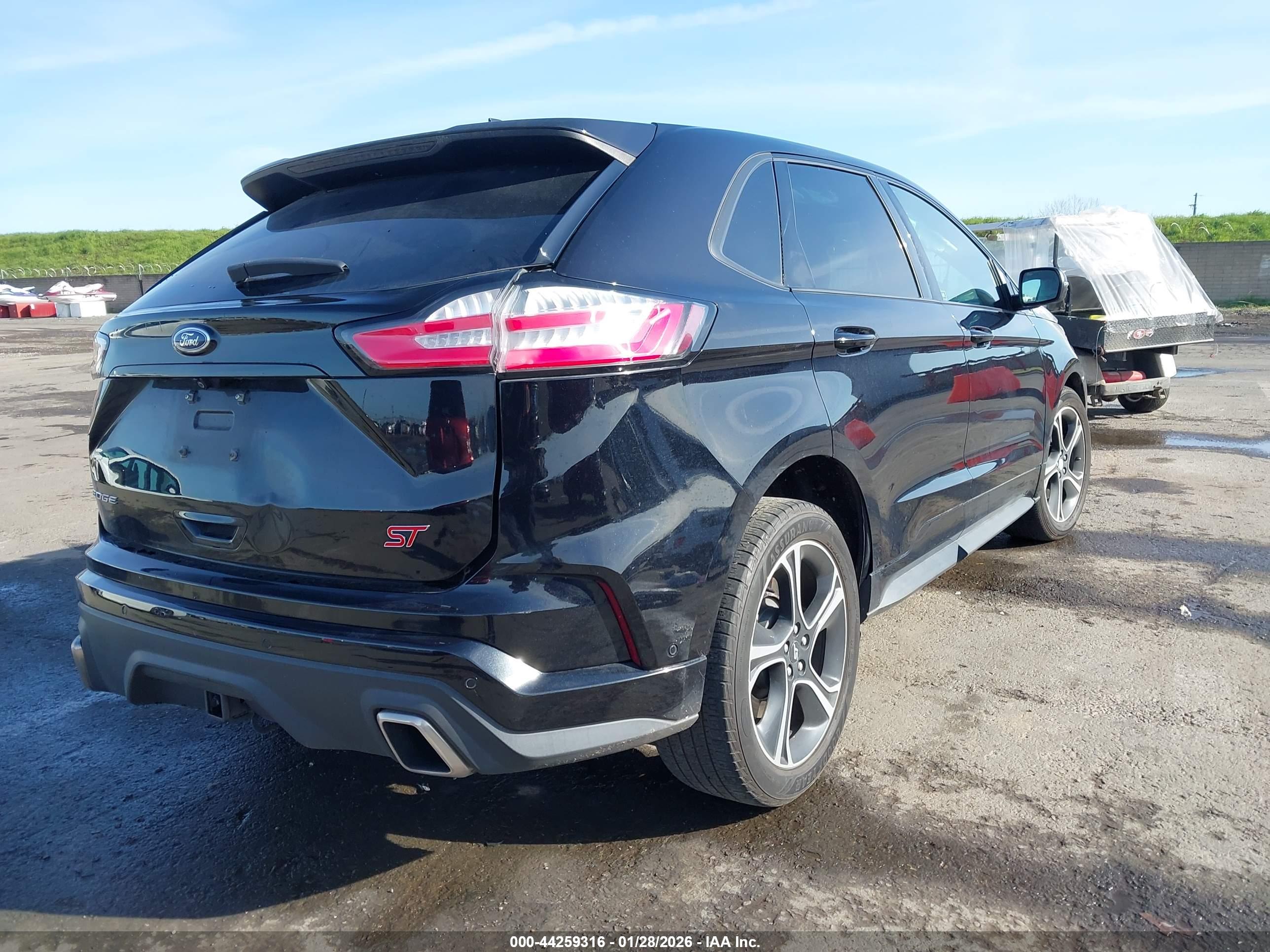 FORD EDGE image 4