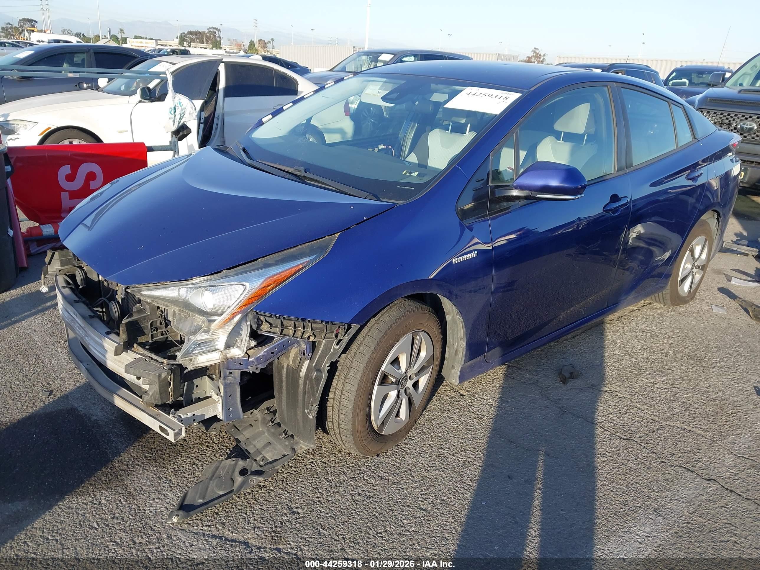 TOYOTA PRIUS image 2