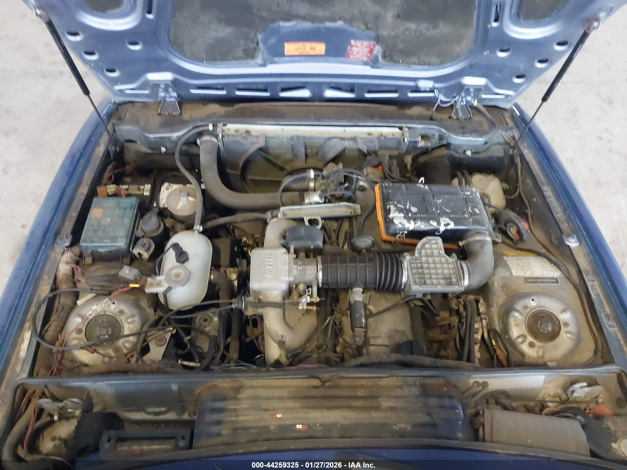 BMW 635 image 10