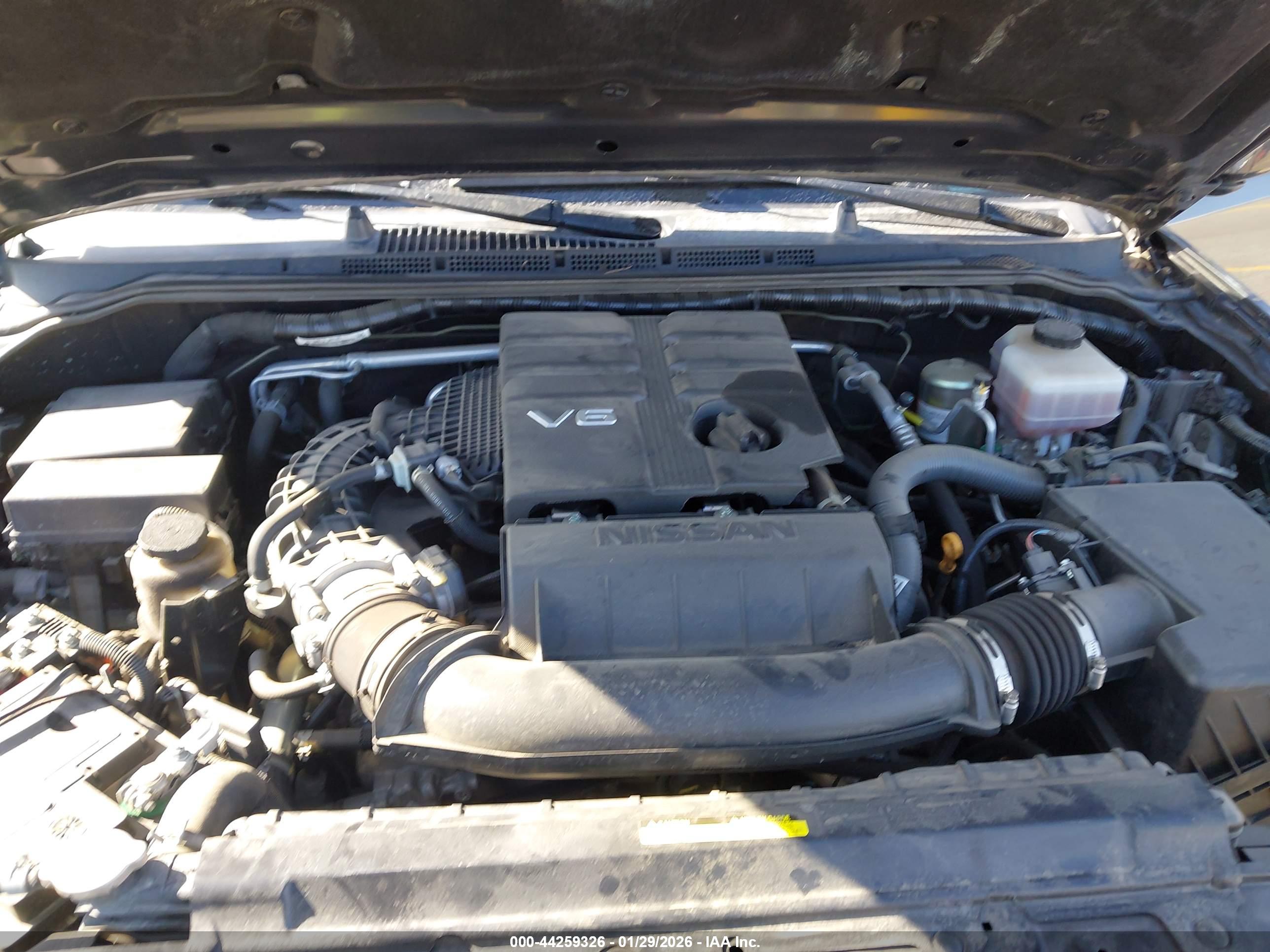 NISSAN FRONTIER image 10