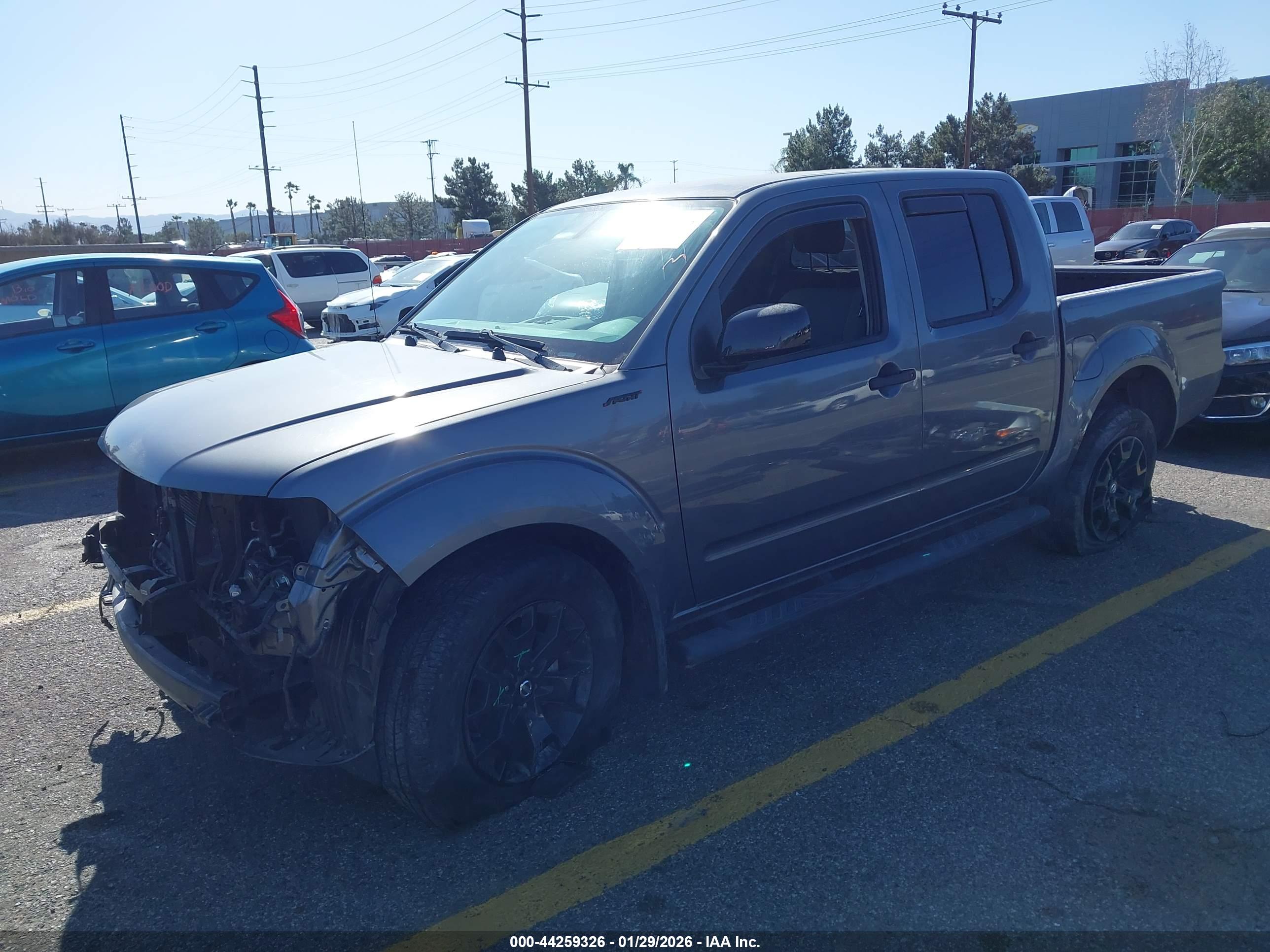 NISSAN FRONTIER image 2