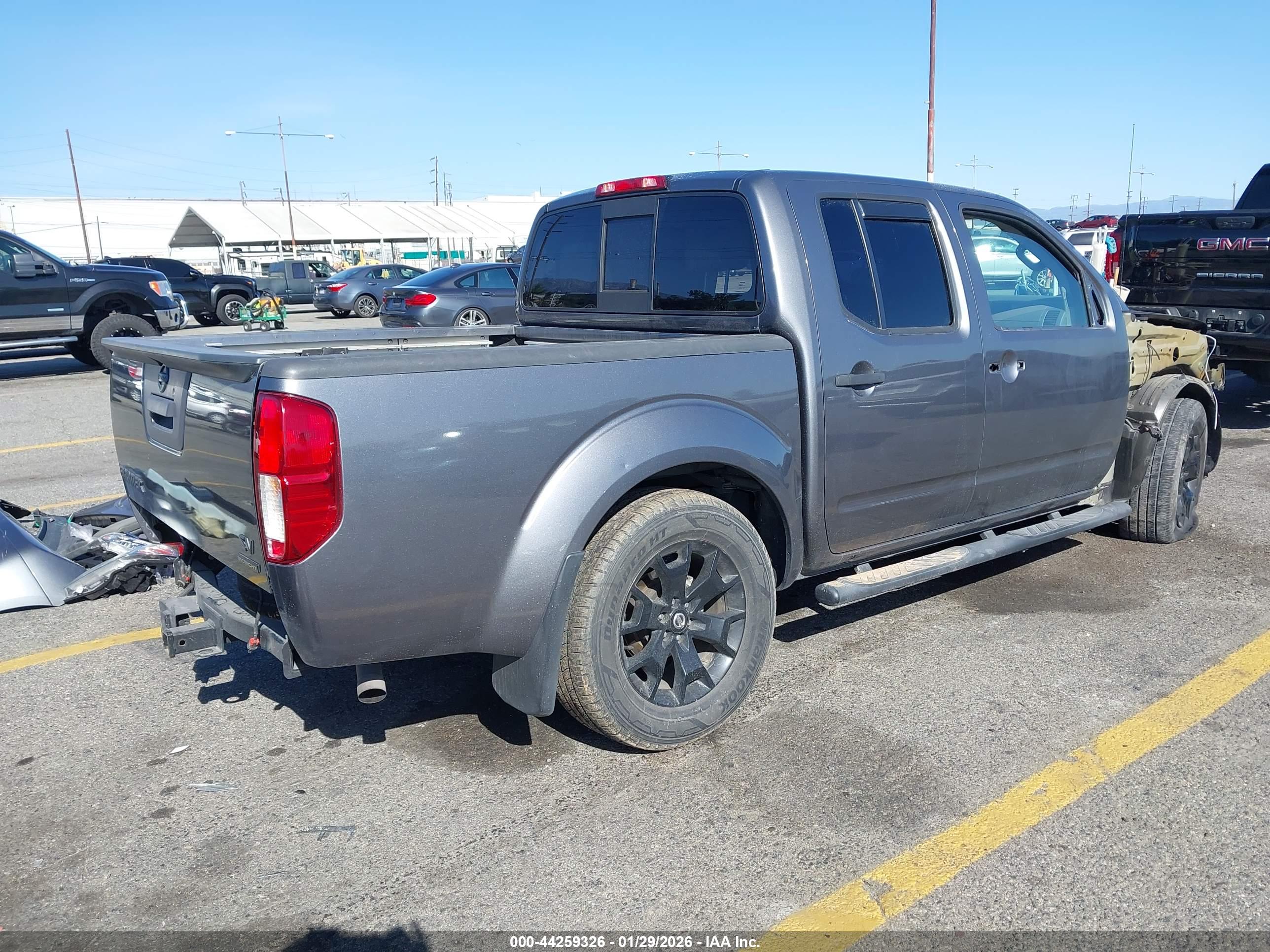 NISSAN FRONTIER image 4