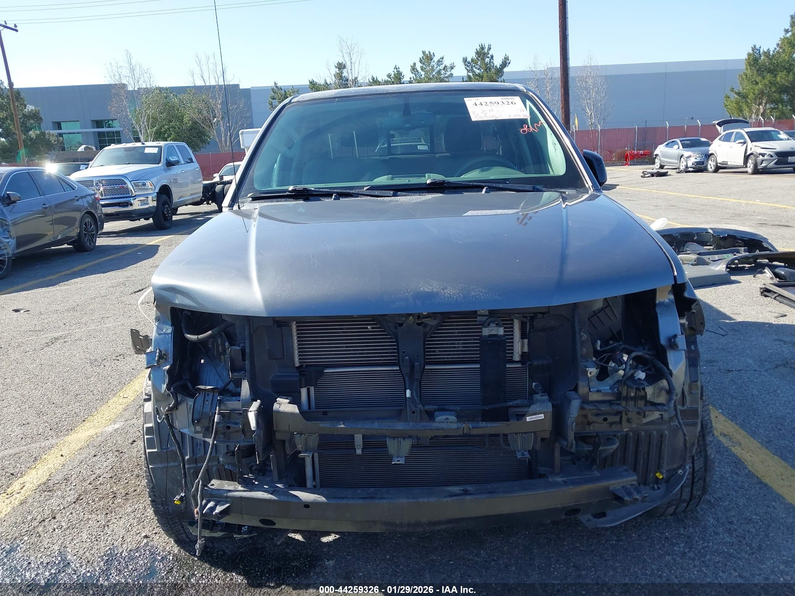 NISSAN FRONTIER image 6