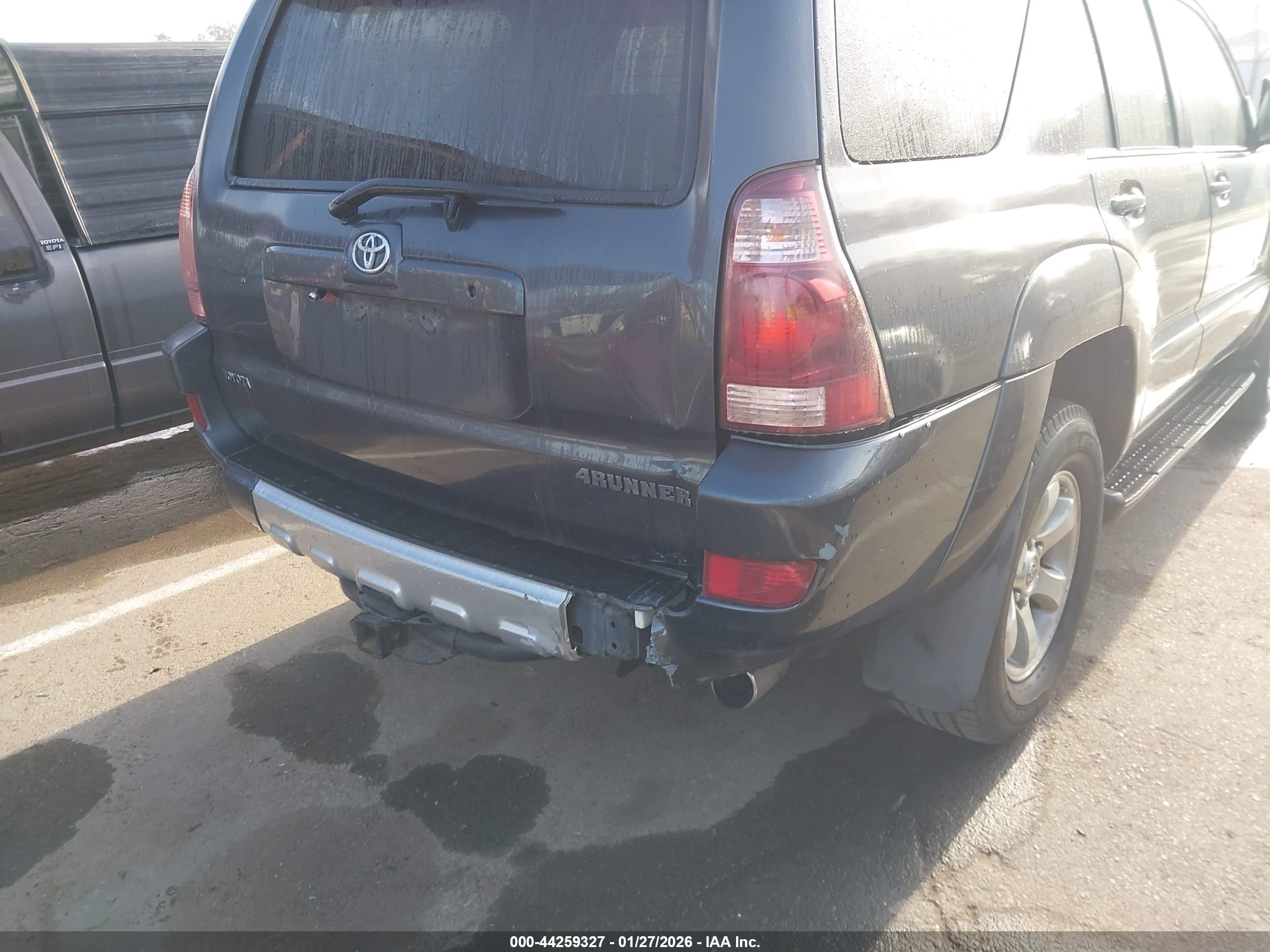 TOYOTA 4RUNNER image 6