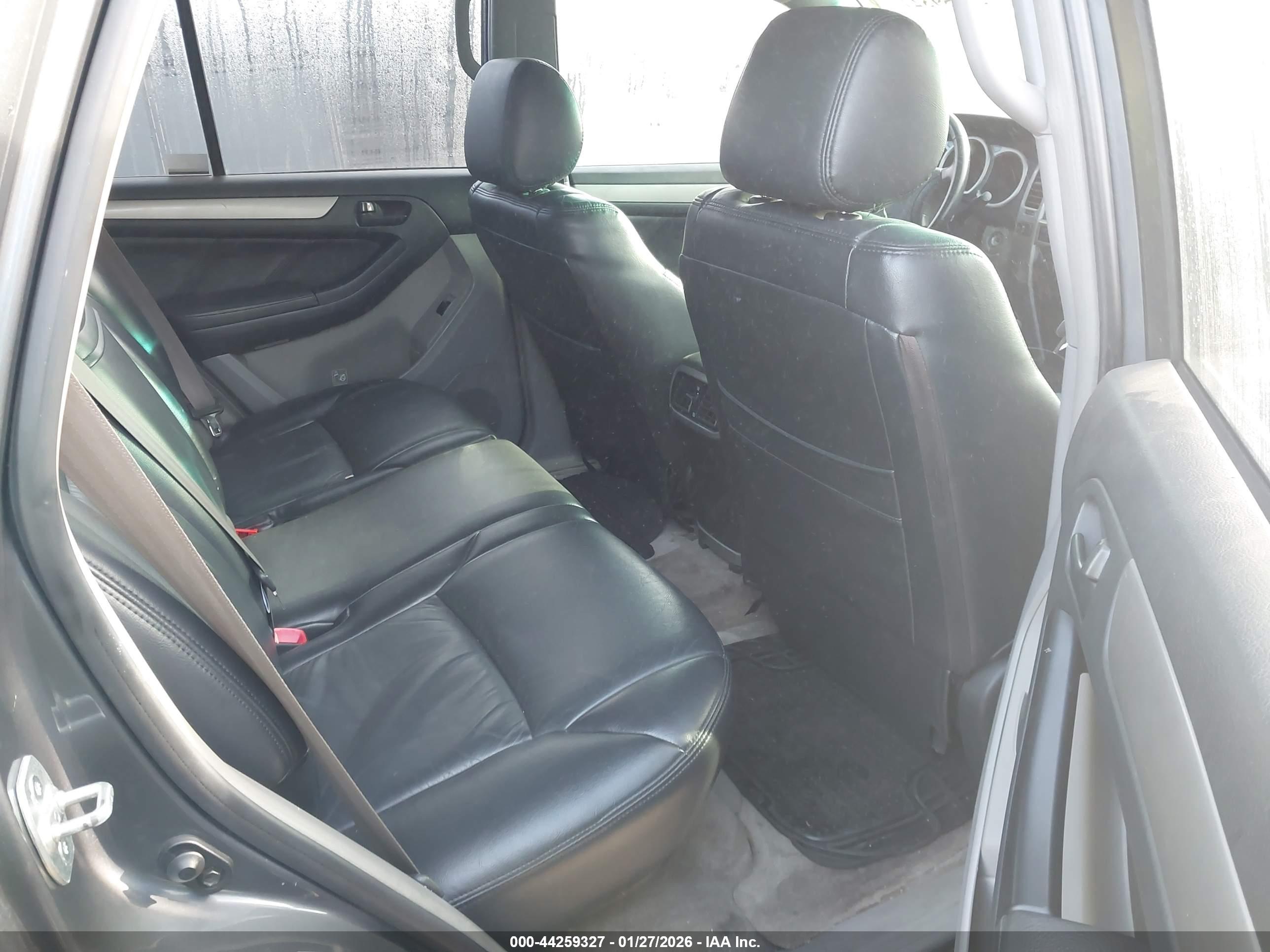 TOYOTA 4RUNNER image 8