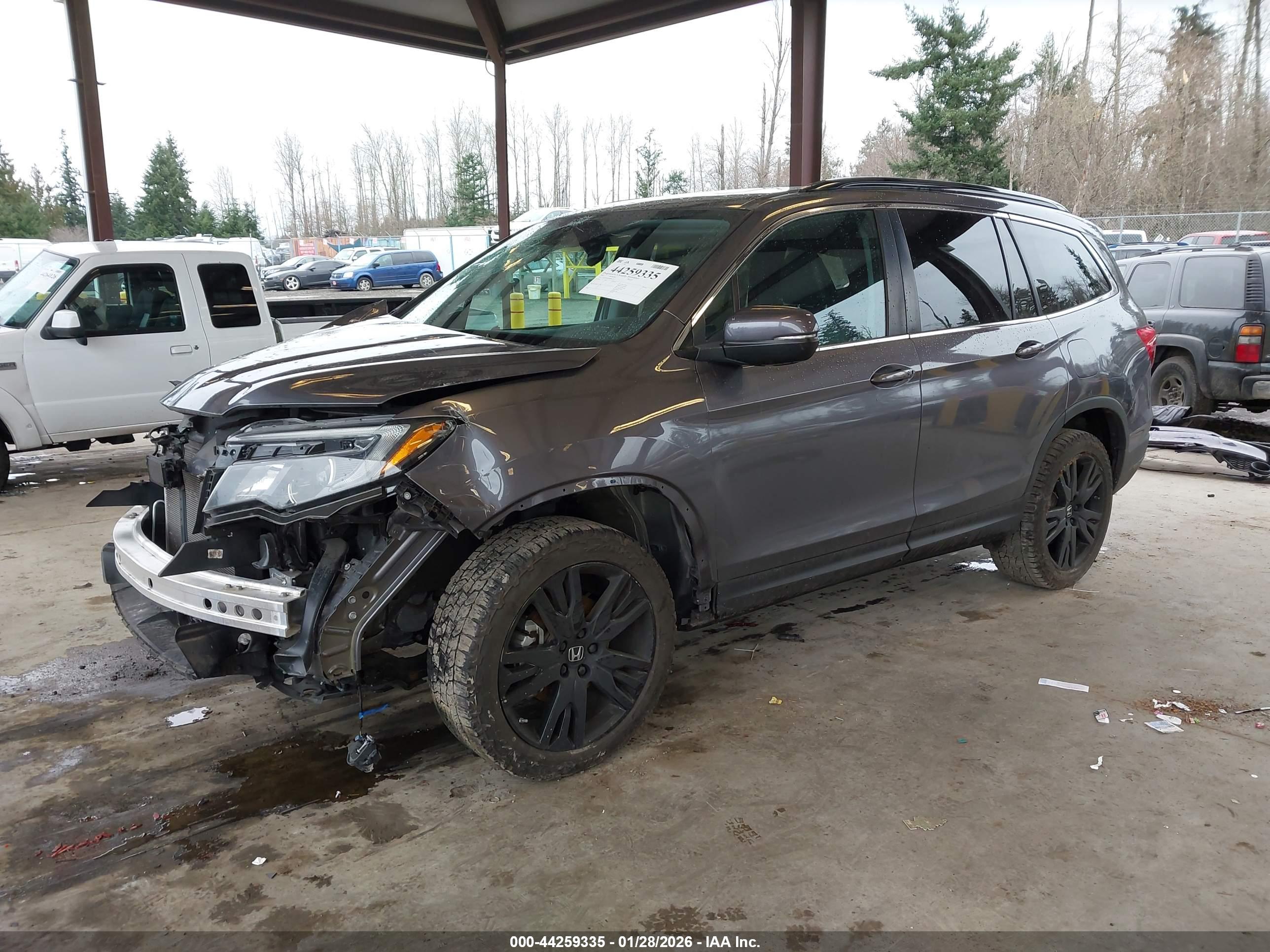 HONDA PILOT image 2
