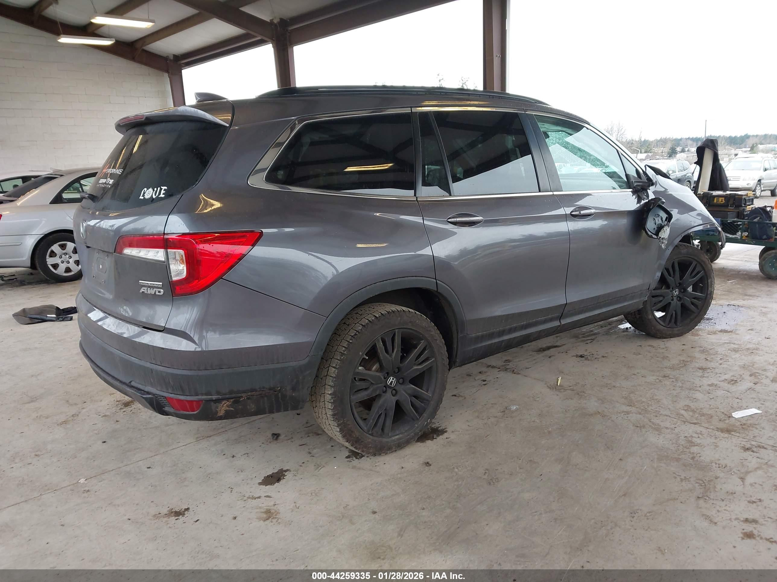 HONDA PILOT image 4