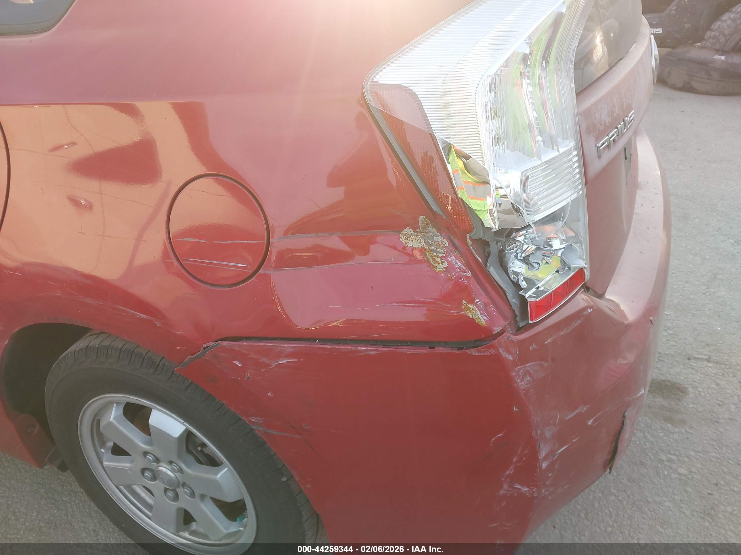 TOYOTA PRIUS image 6
