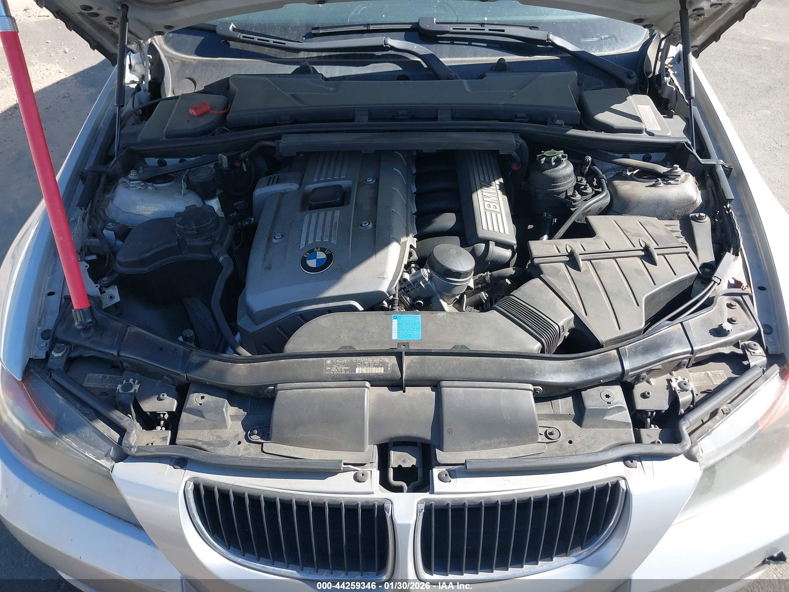 BMW 325I image 10