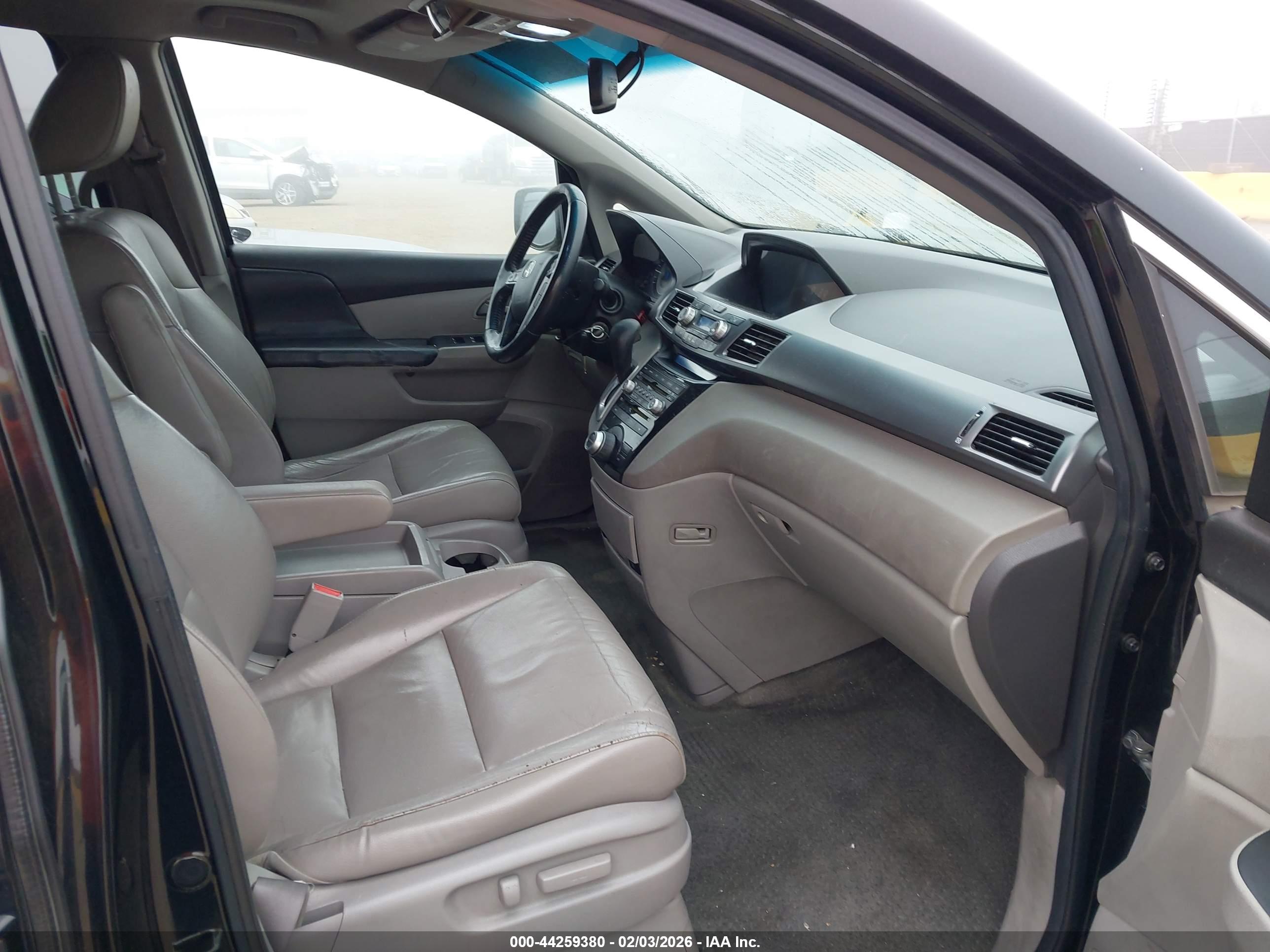 HONDA ODYSSEY image 5