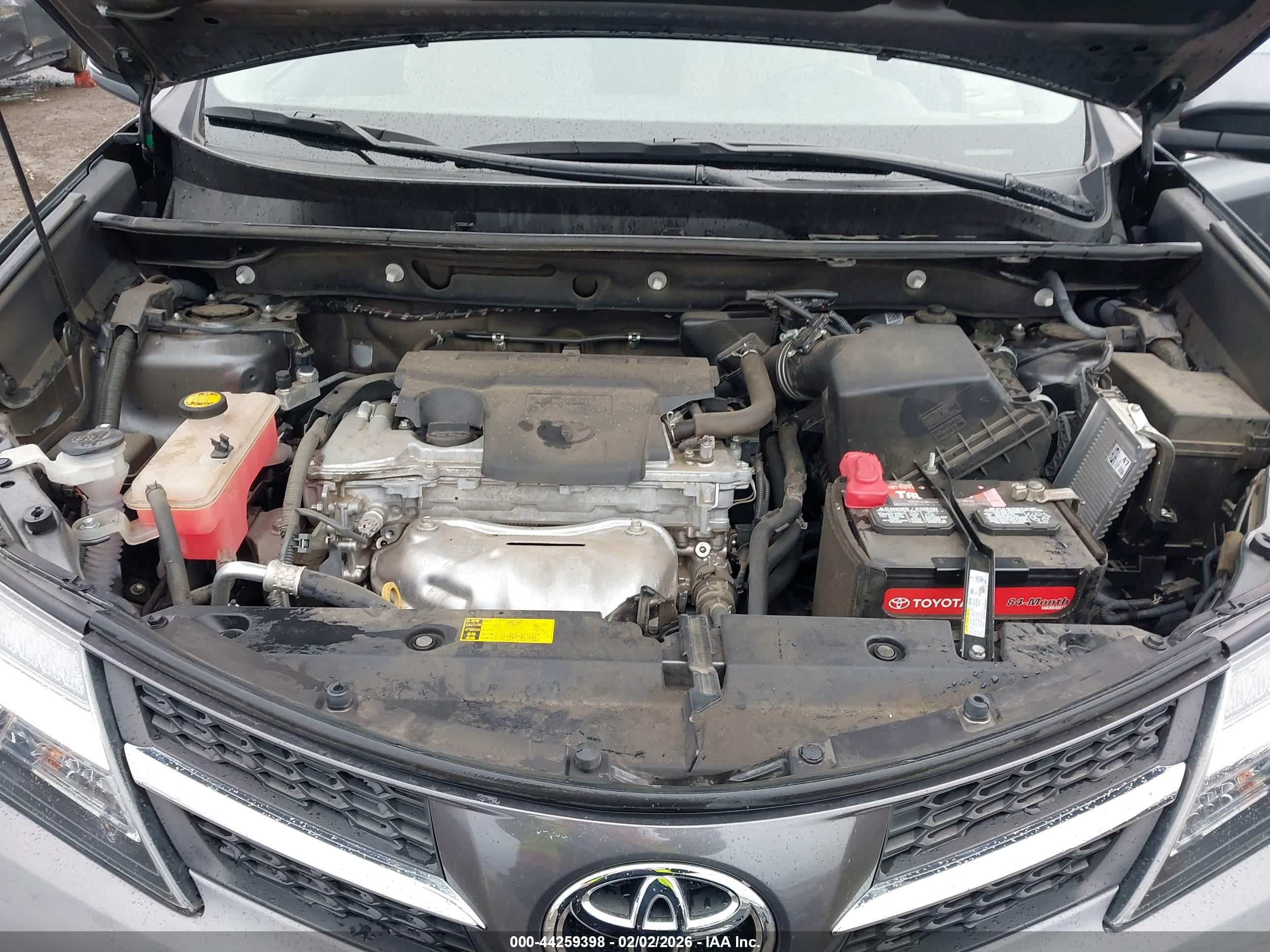TOYOTA RAV4 image 10