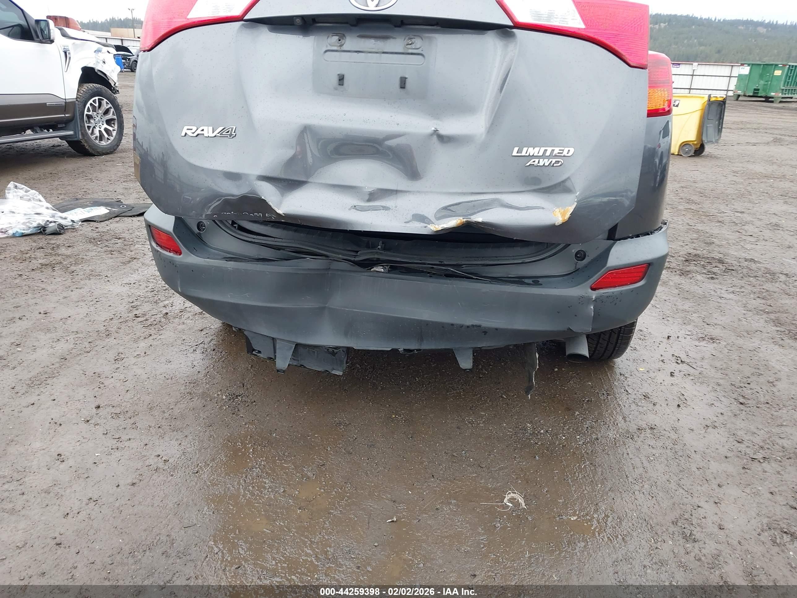 TOYOTA RAV4 image 6