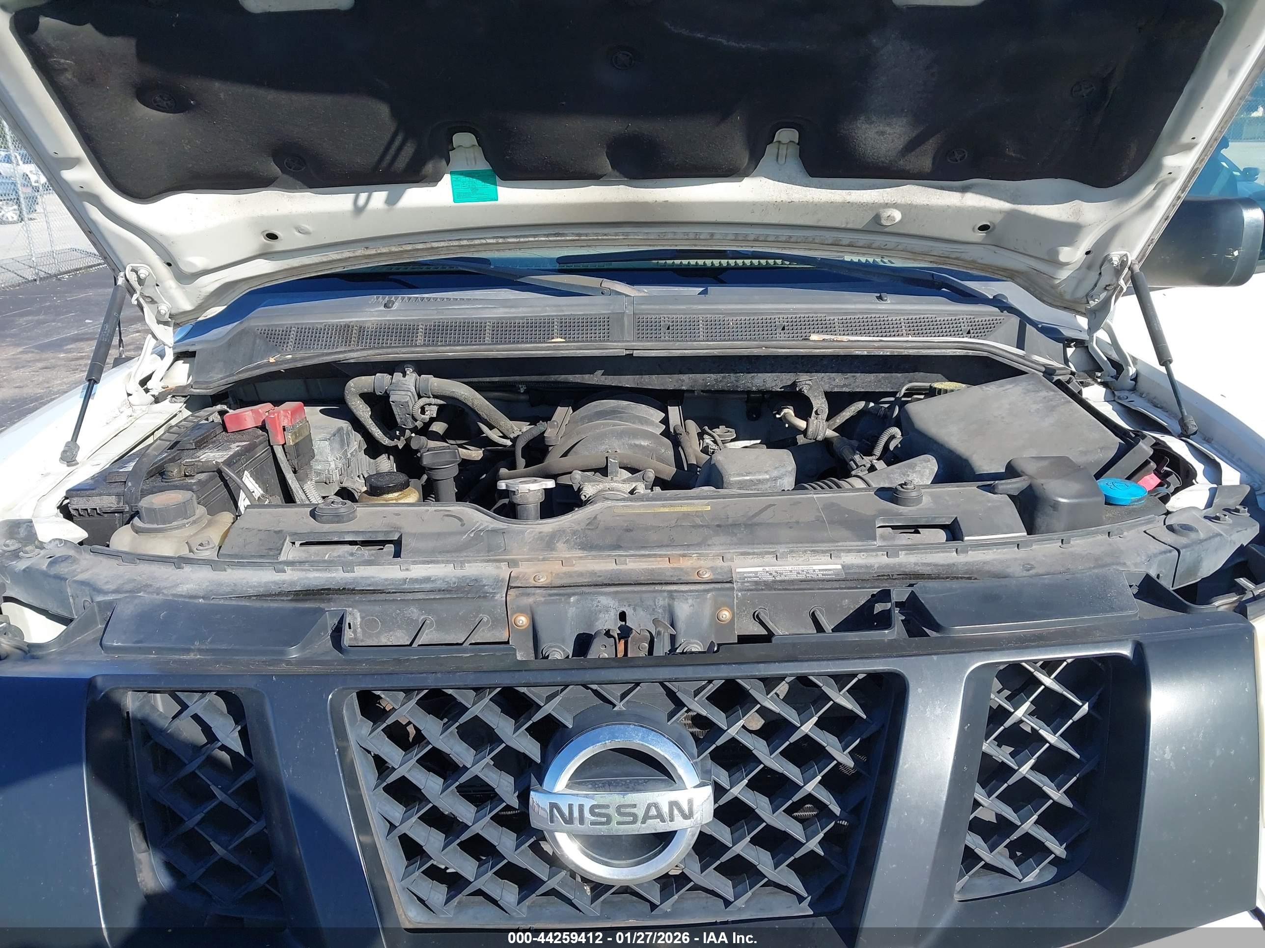 NISSAN TITAN image 10