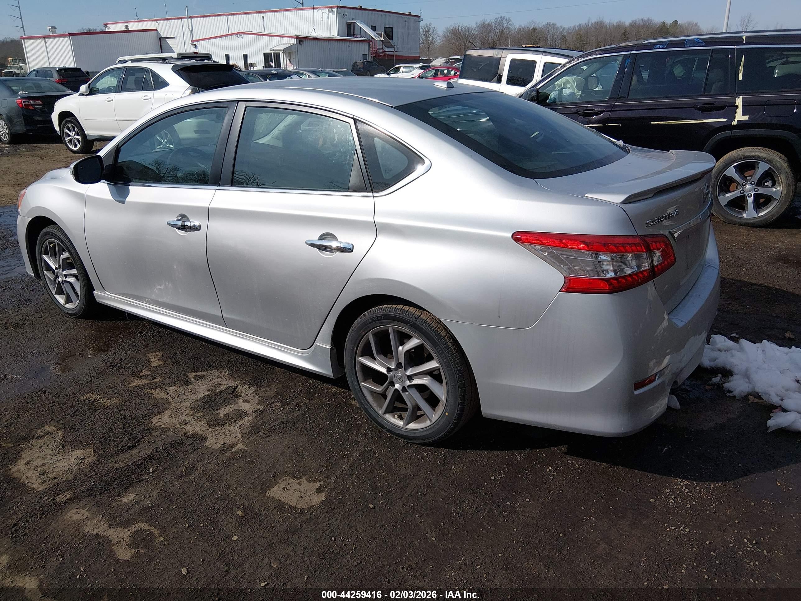 NISSAN SENTRA image 3