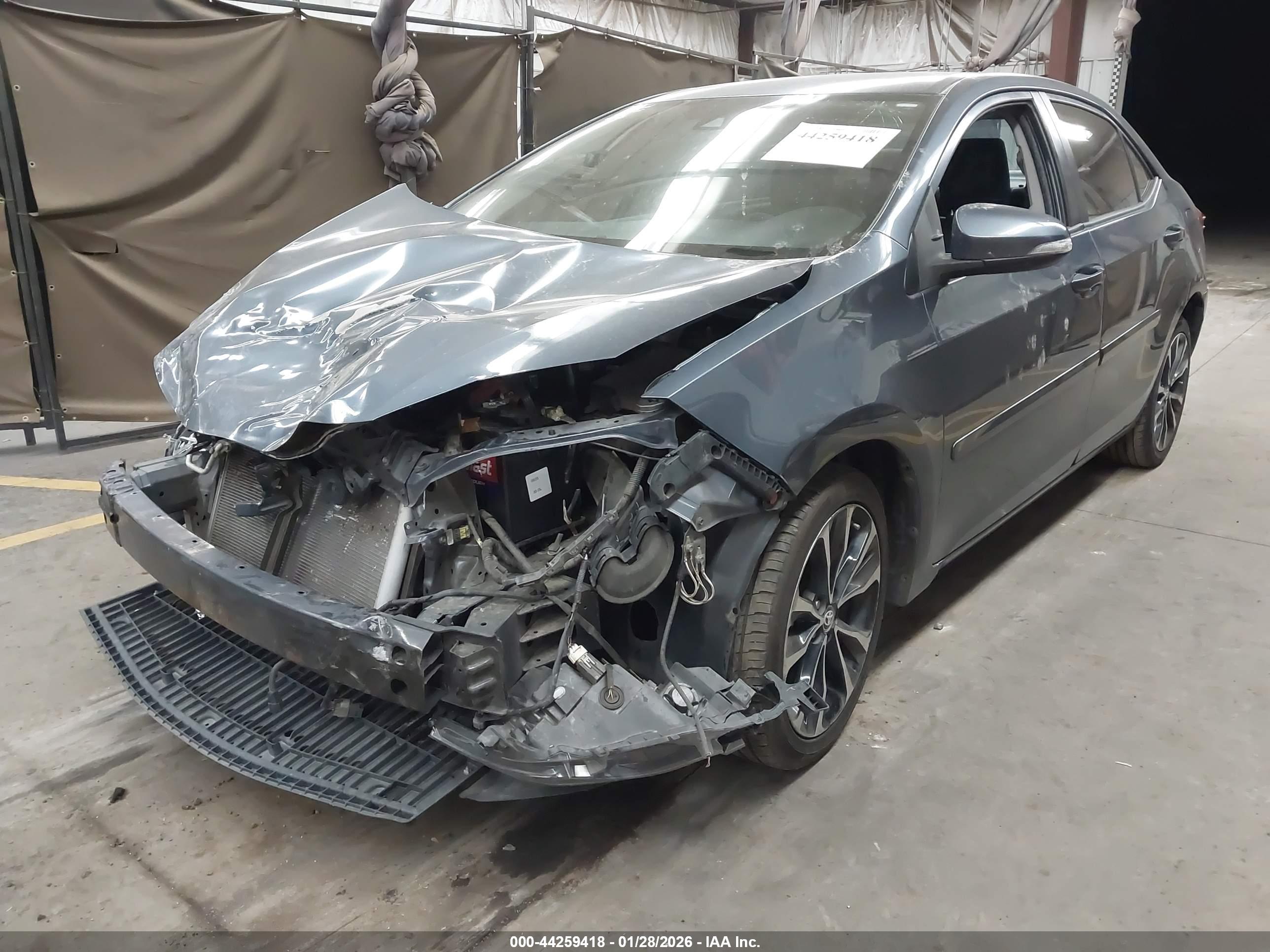 TOYOTA COROLLA image 2