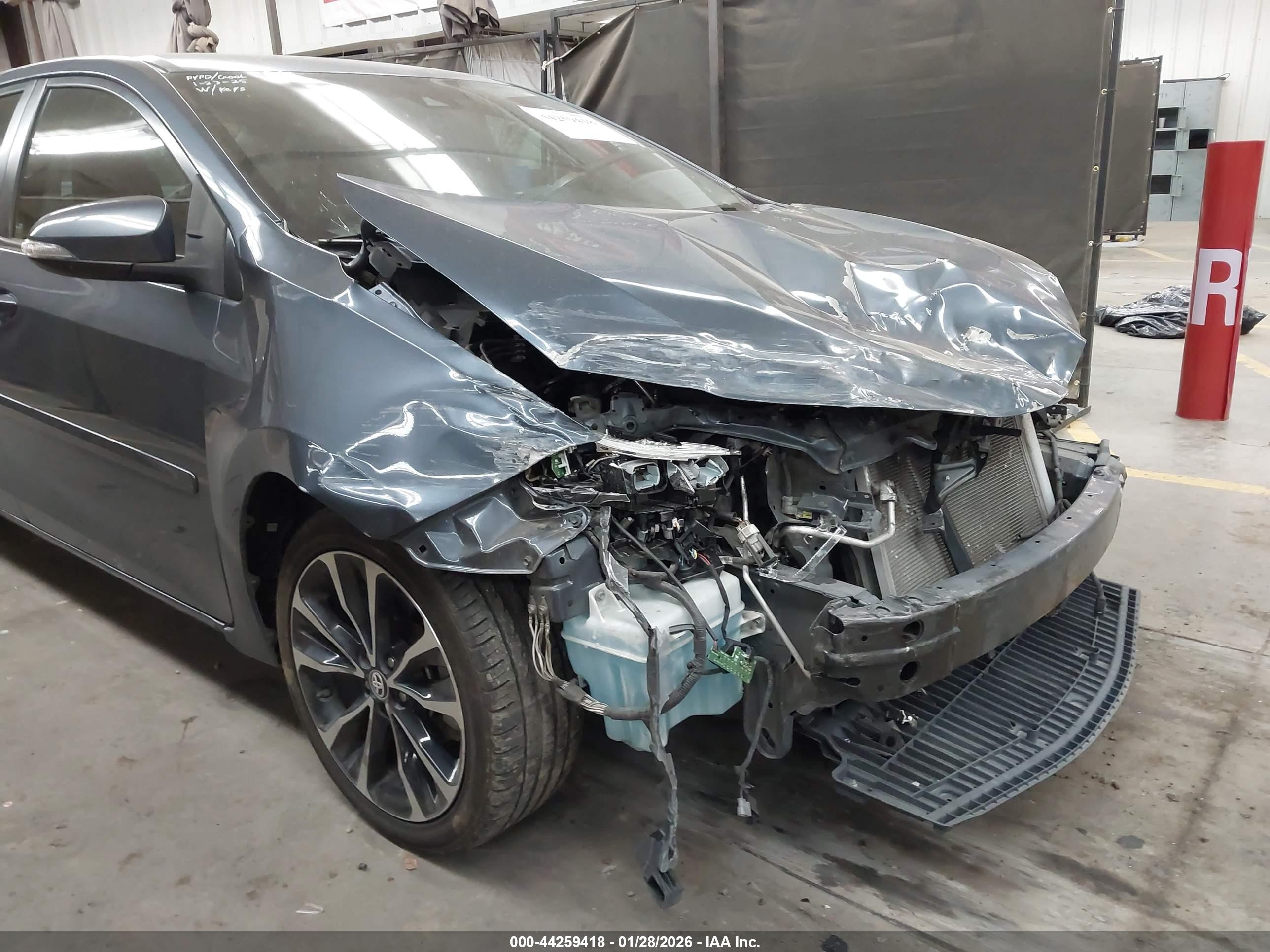TOYOTA COROLLA image 6