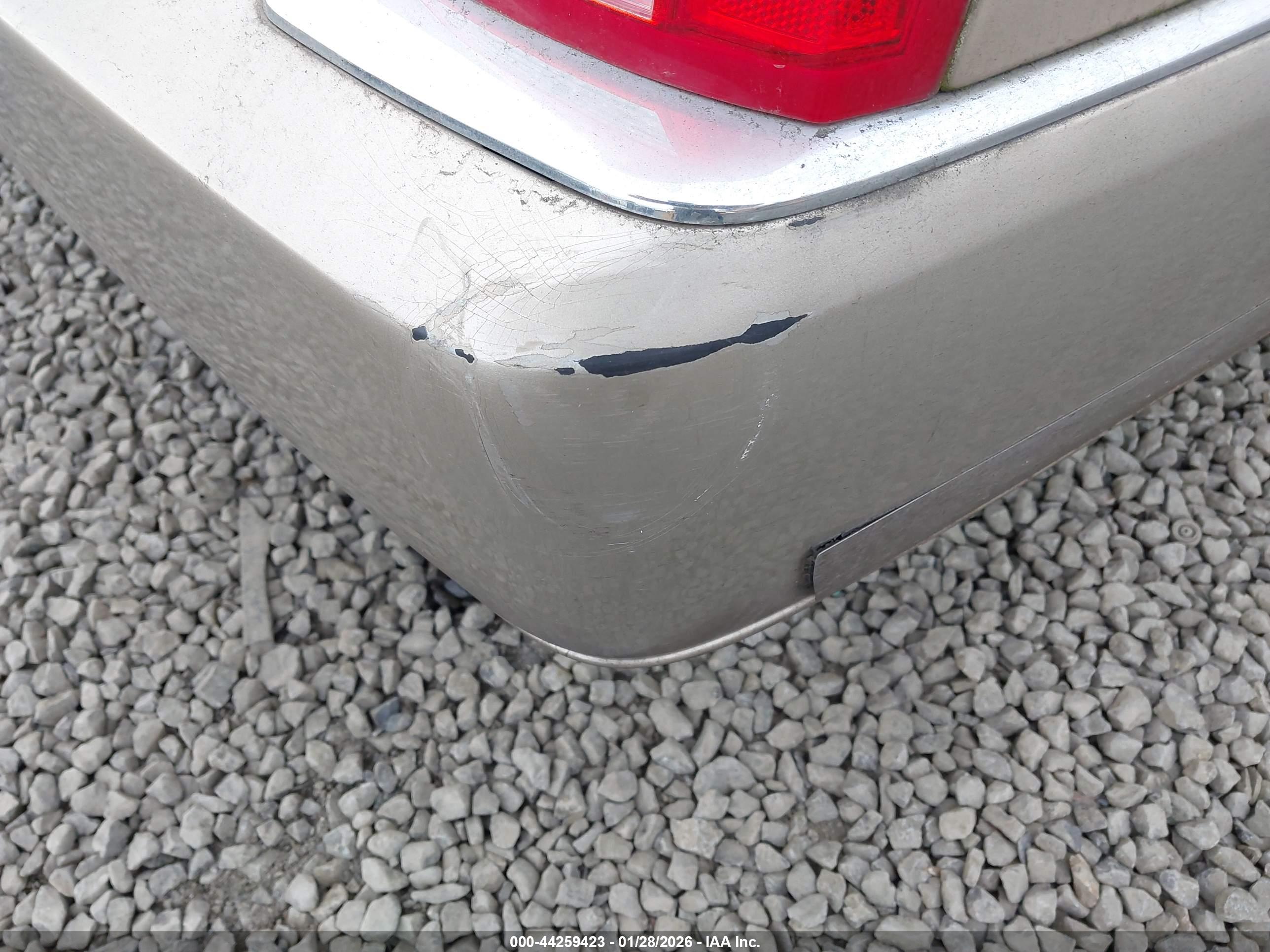 CADILLAC DTS image 6