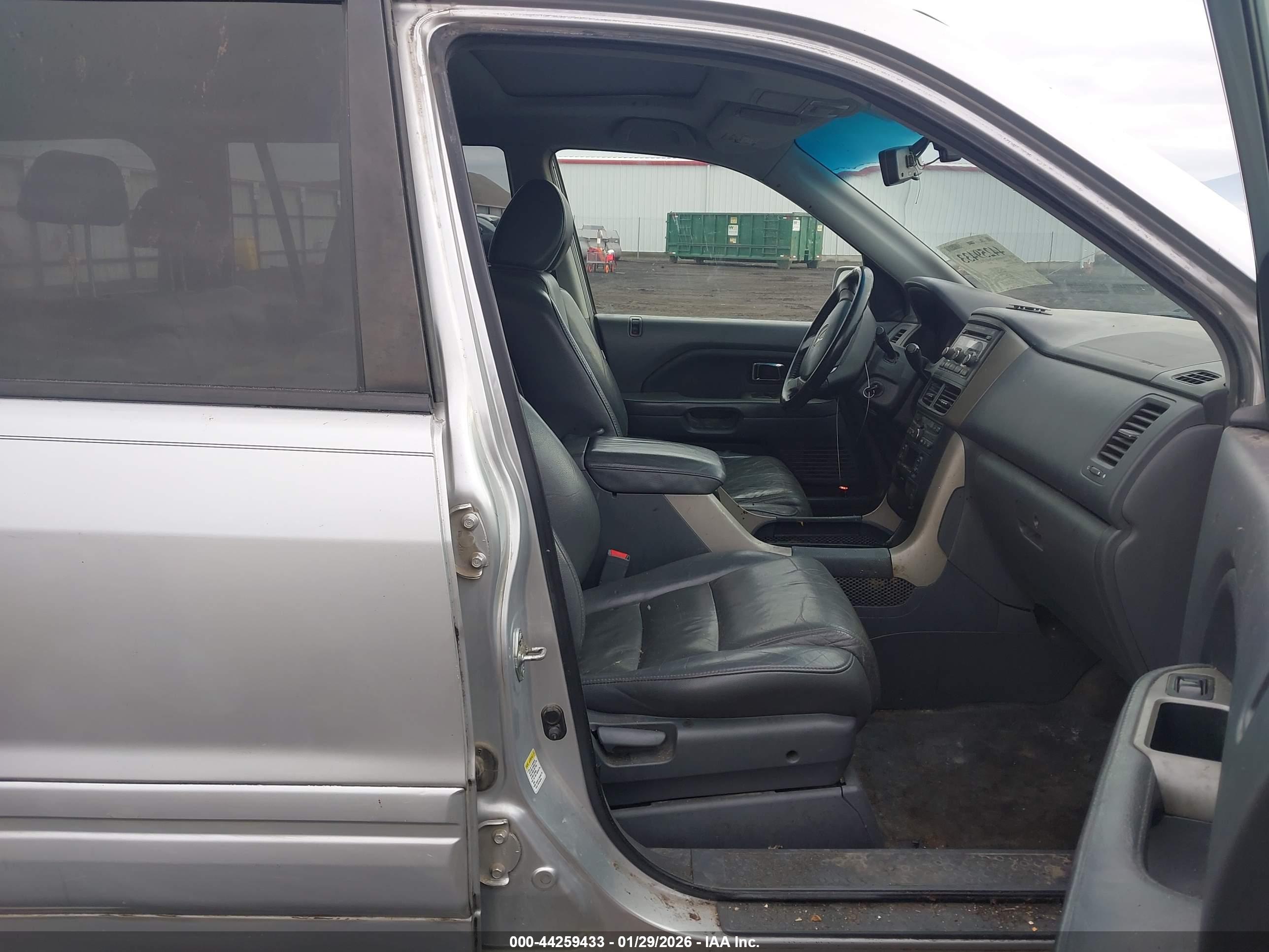 HONDA PILOT image 5