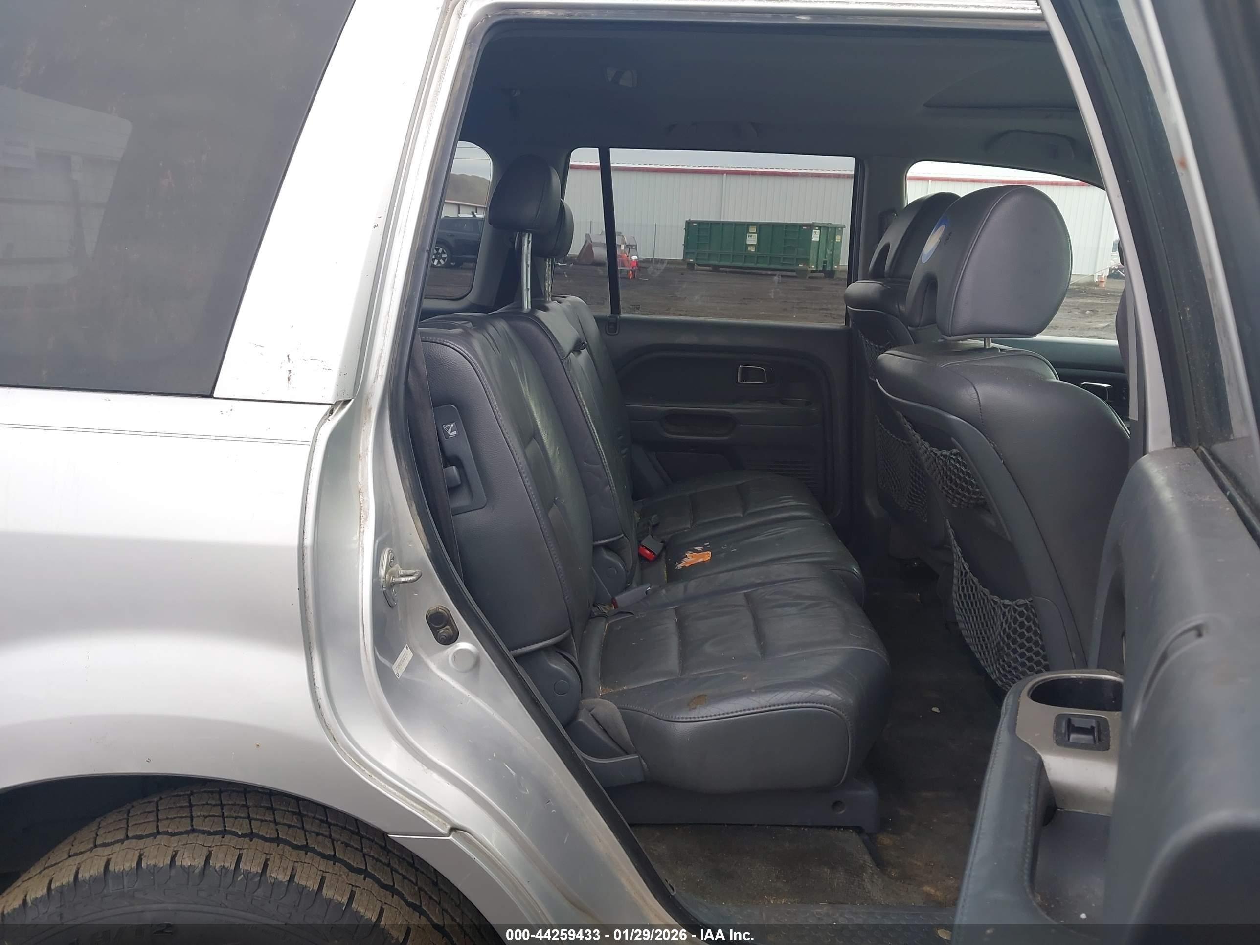 HONDA PILOT image 8
