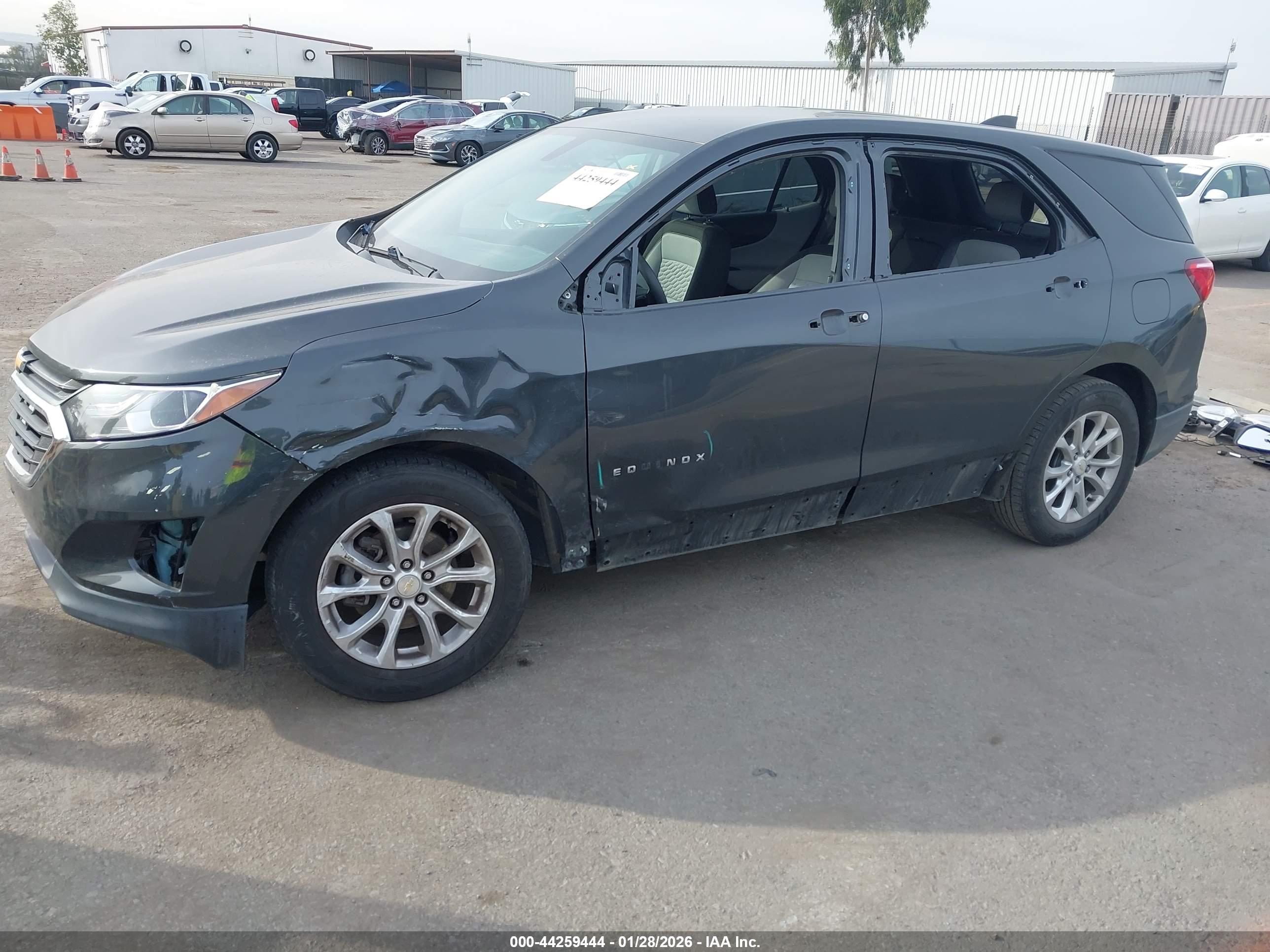 CHEVROLET EQUINOX image 6