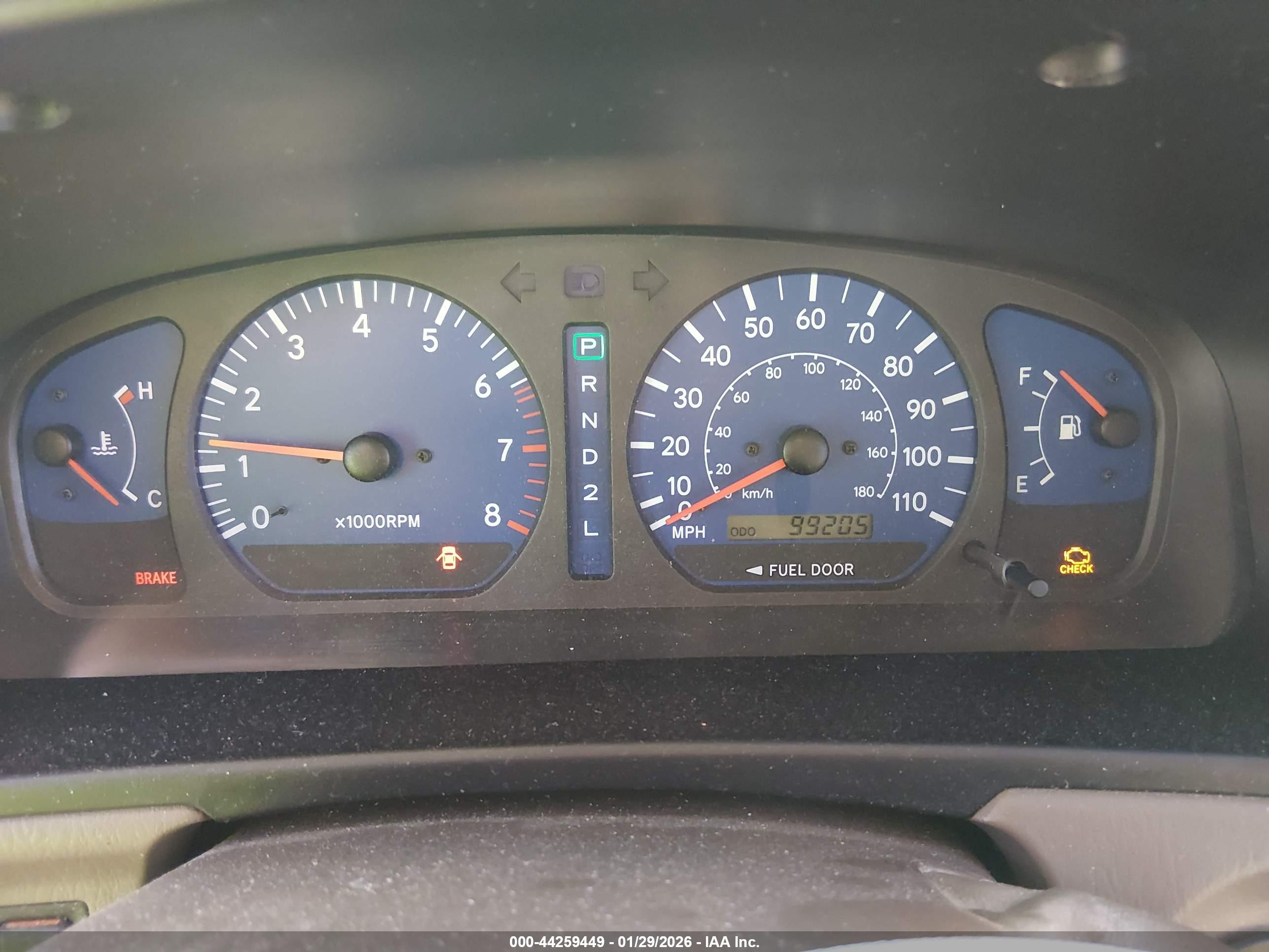 TOYOTA SIENNA image 7