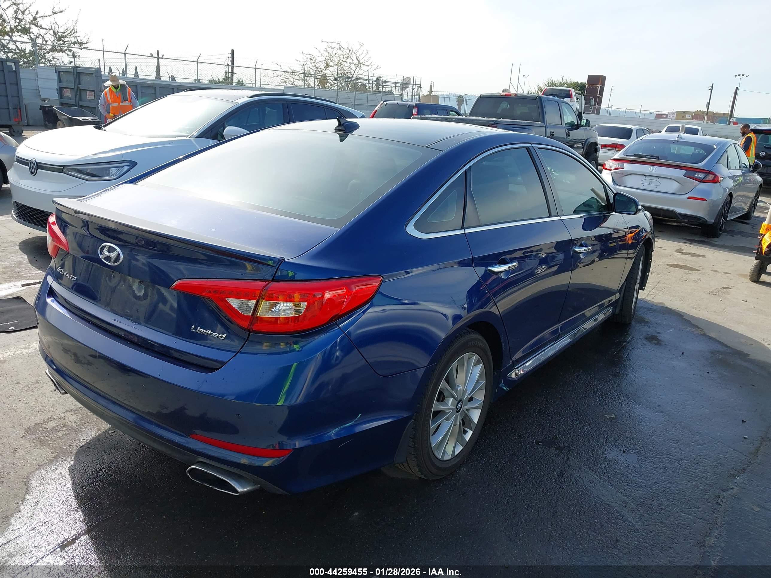 HYUNDAI SONATA image 4