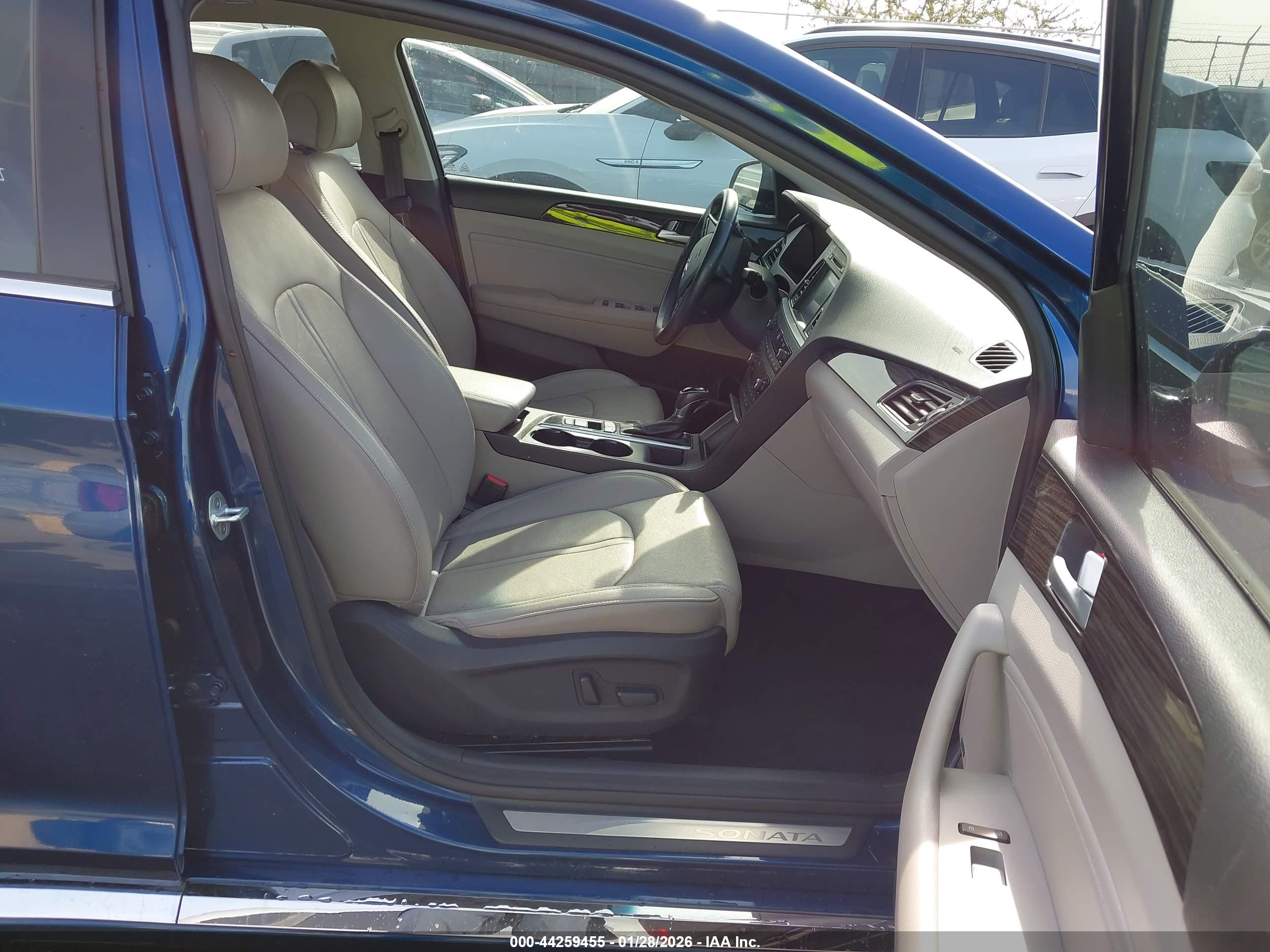 HYUNDAI SONATA image 5