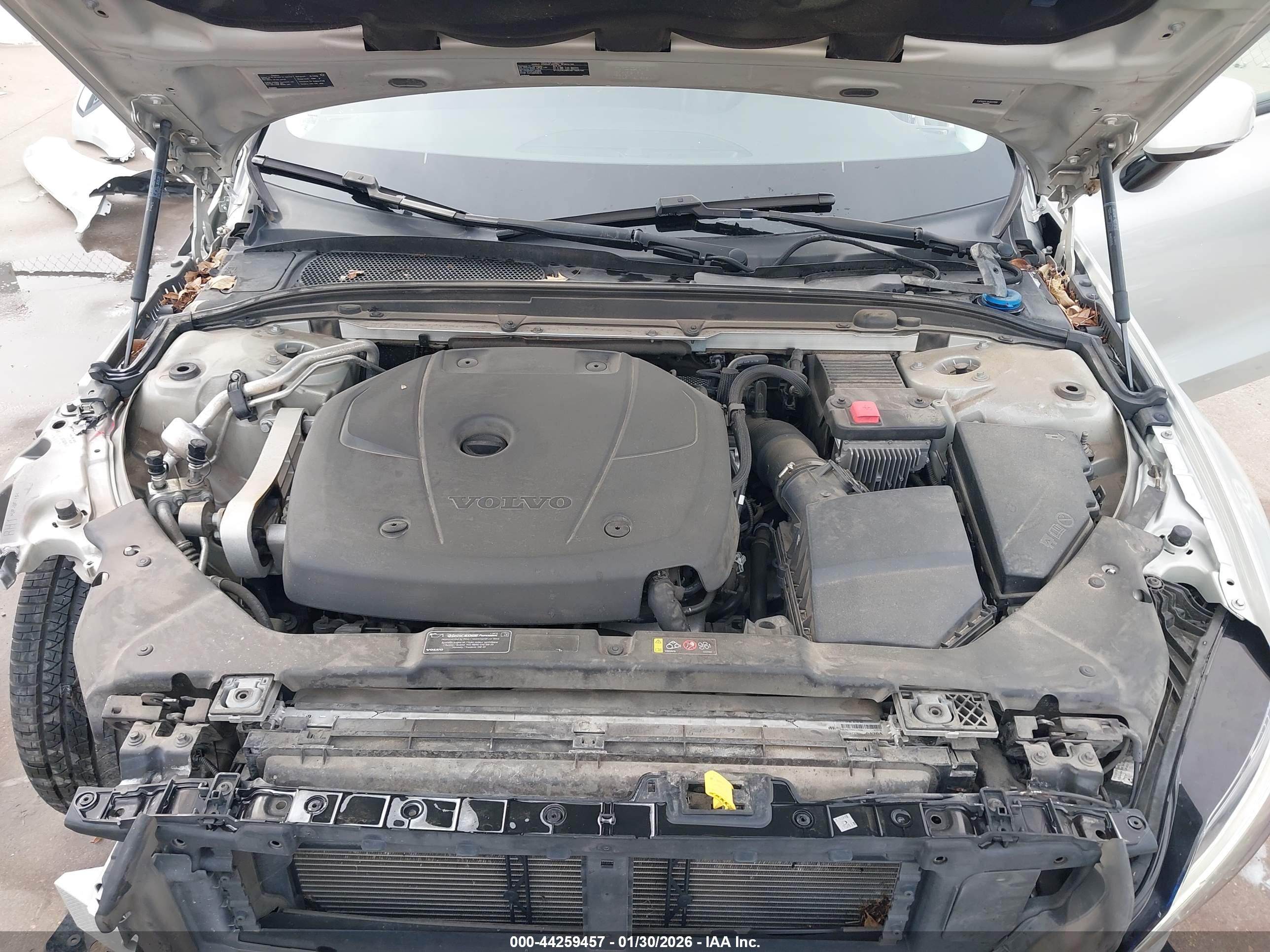 VOLVO S60 image 10
