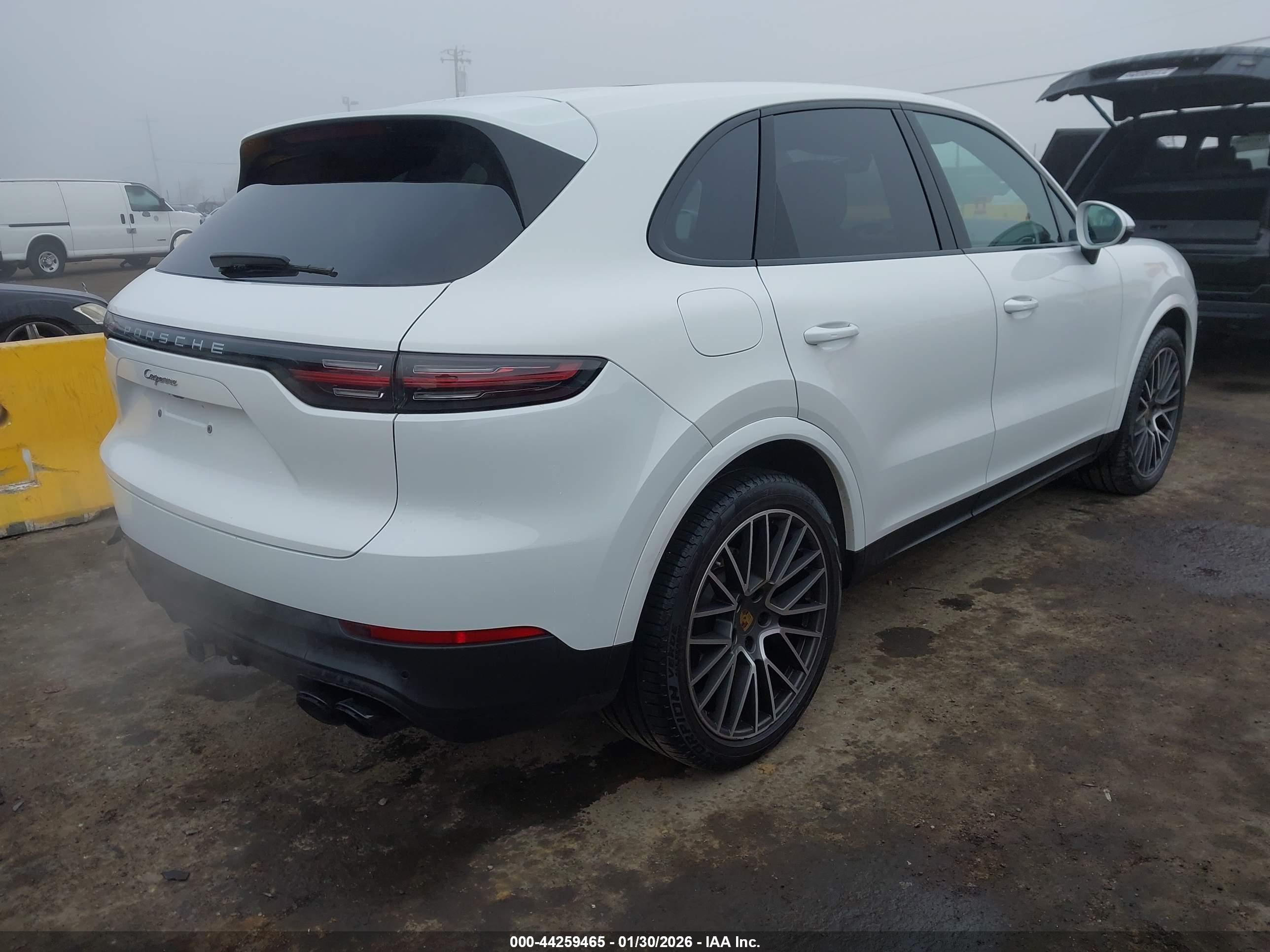 PORSCHE CAYENNE image 4