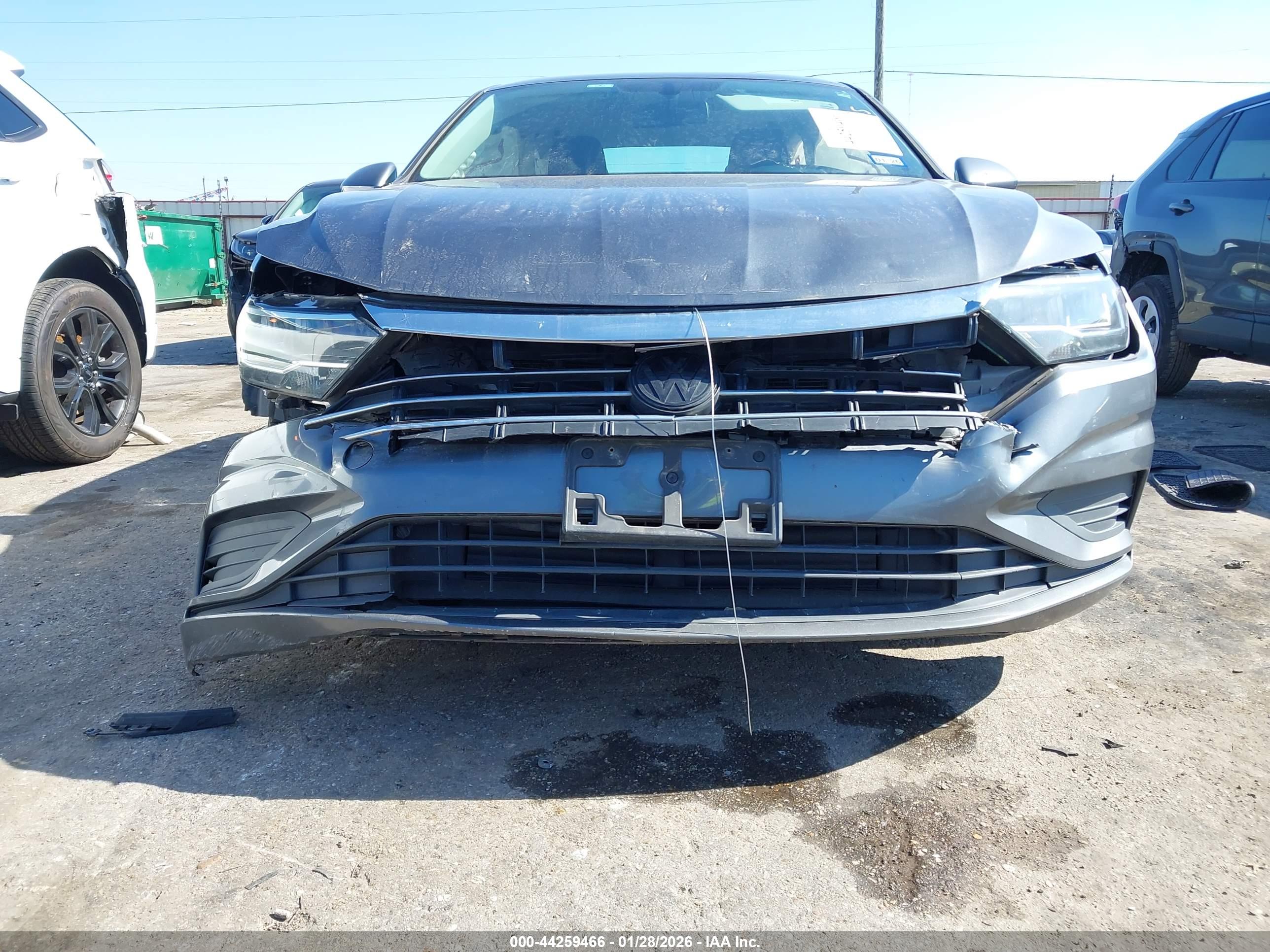 VOLKSWAGEN JETTA image 6