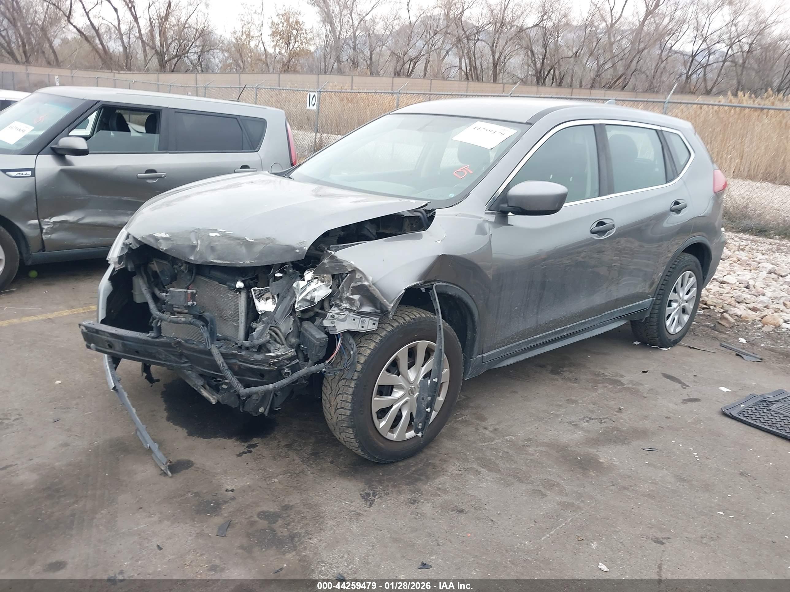 NISSAN ROGUE image 2