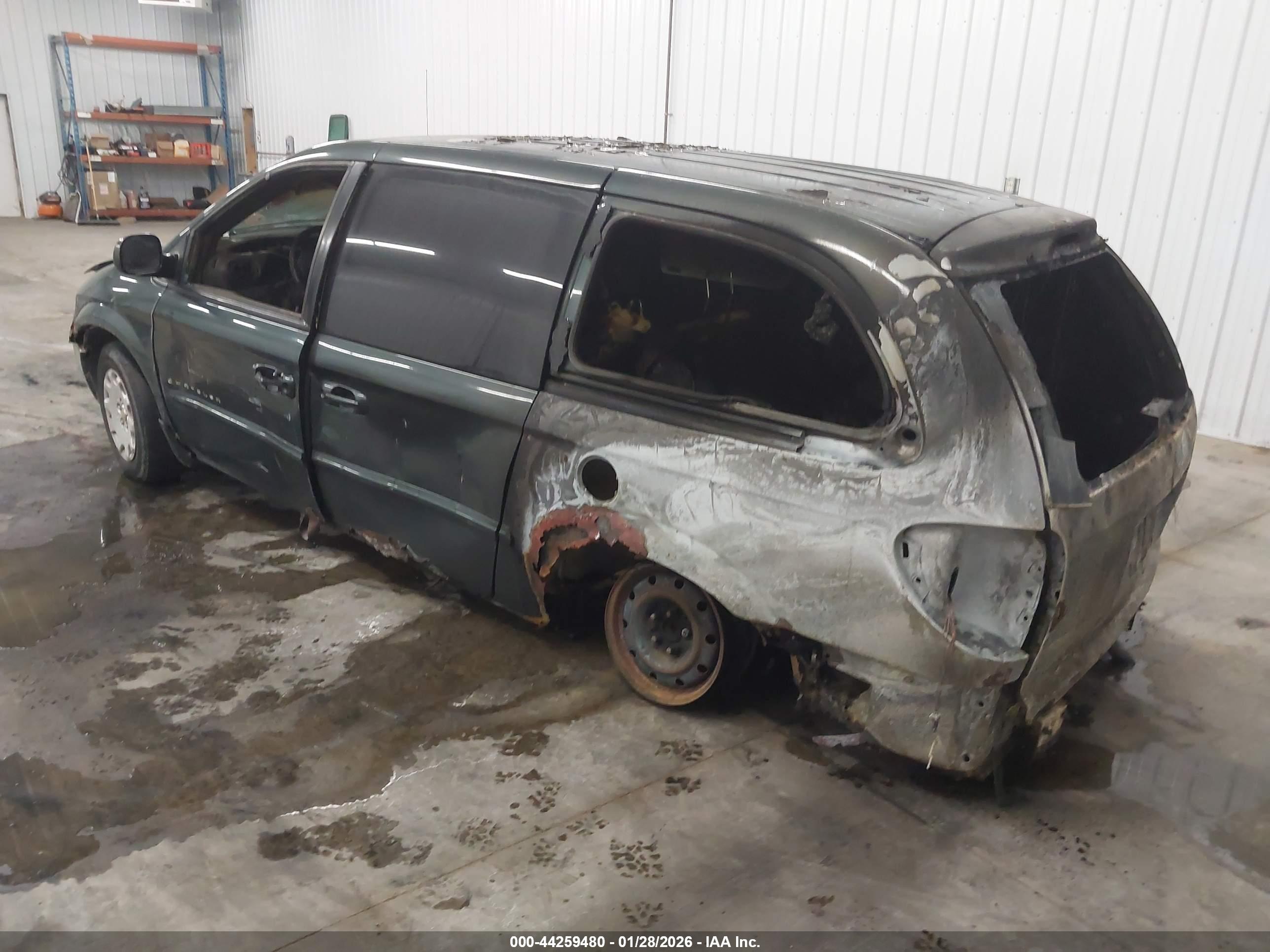 CHRYSLER TOWN image 3