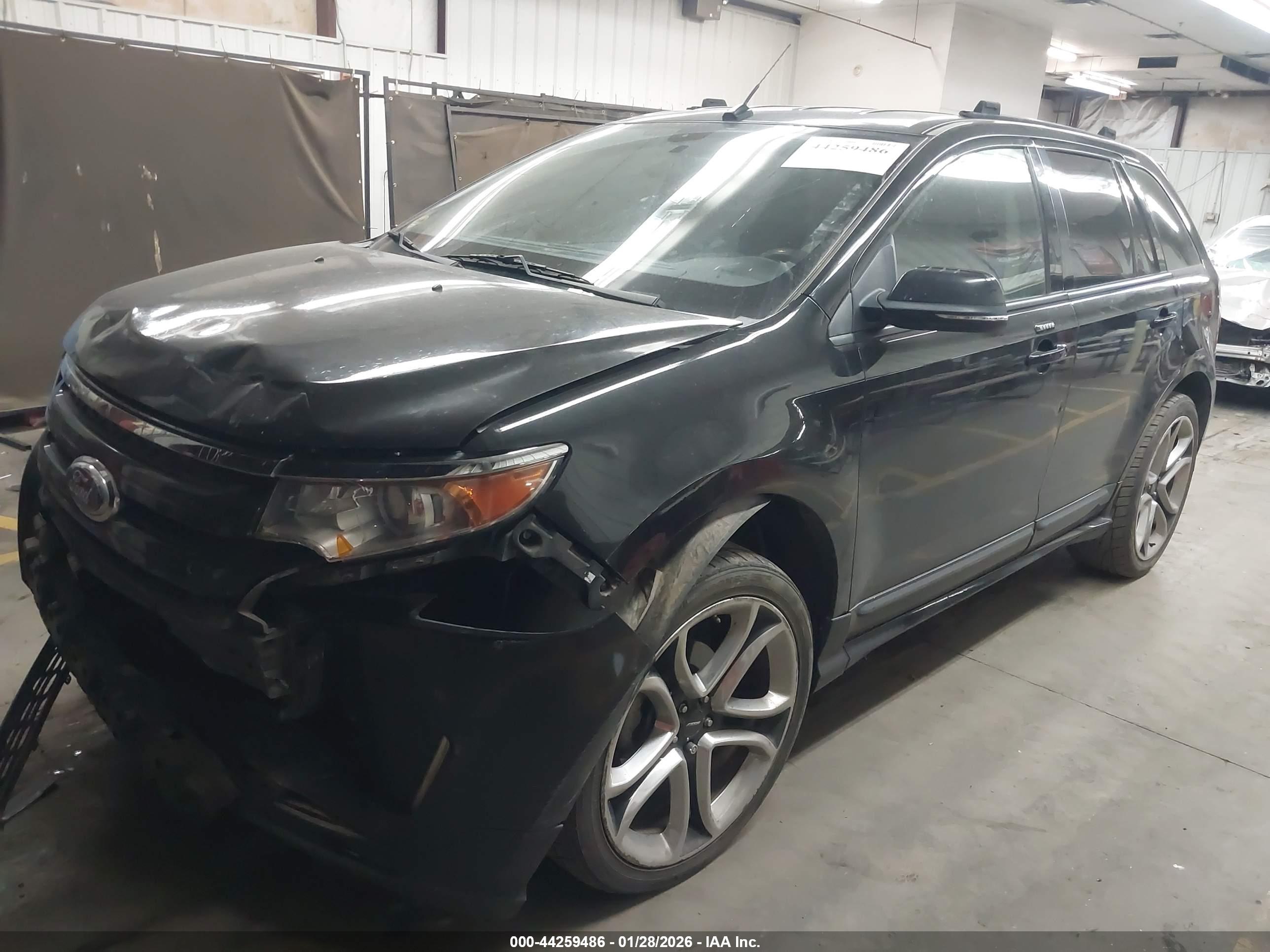 FORD EDGE image 2