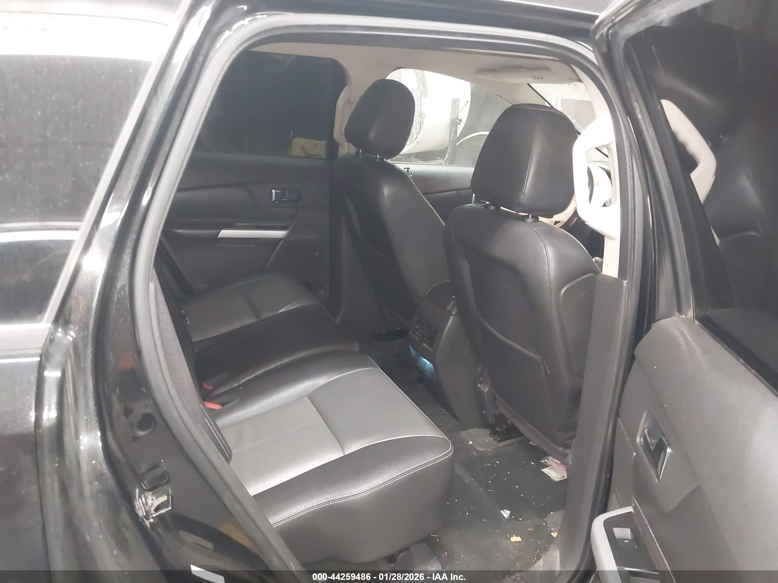 FORD EDGE image 8