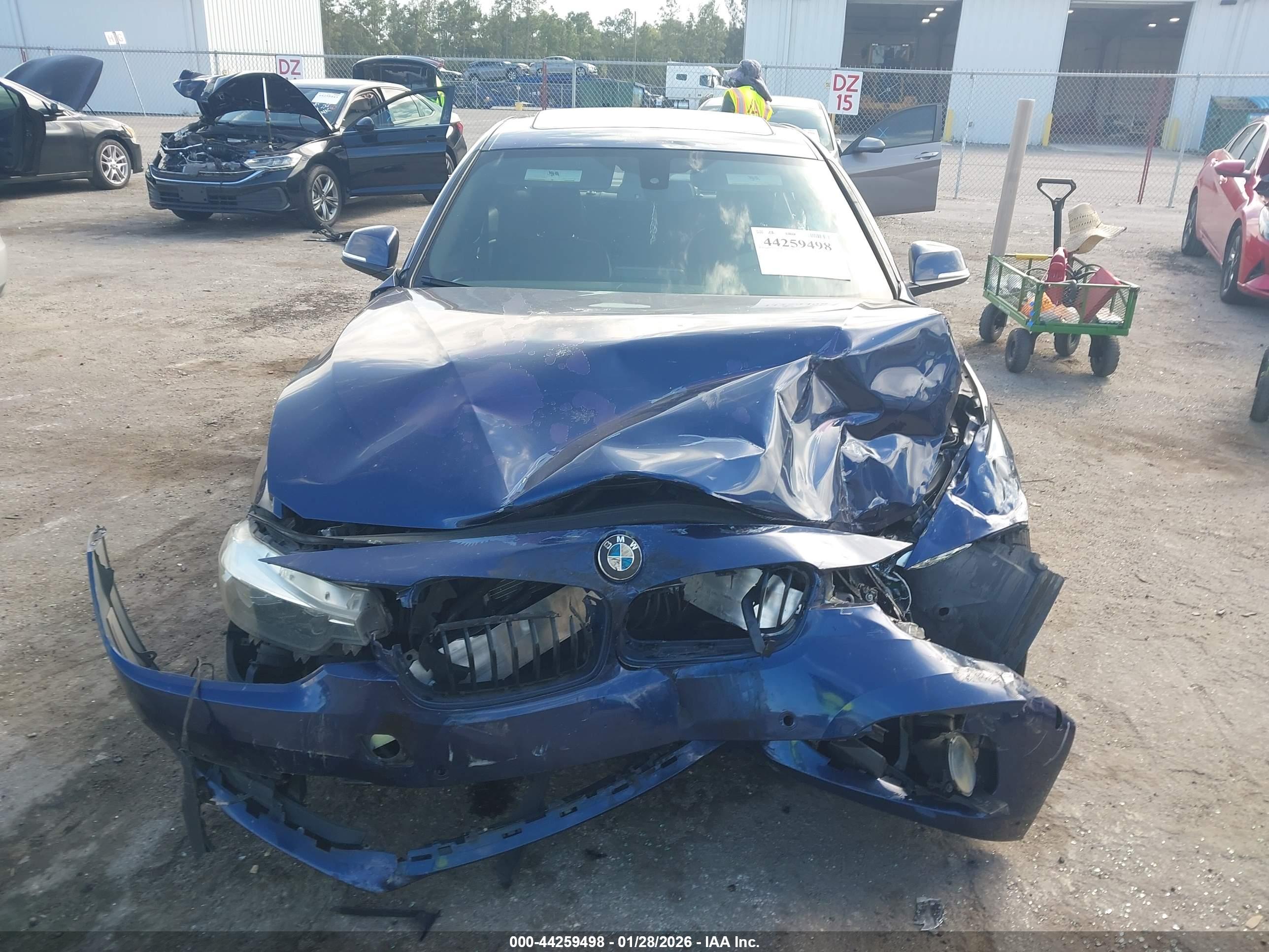 BMW 328I image 6
