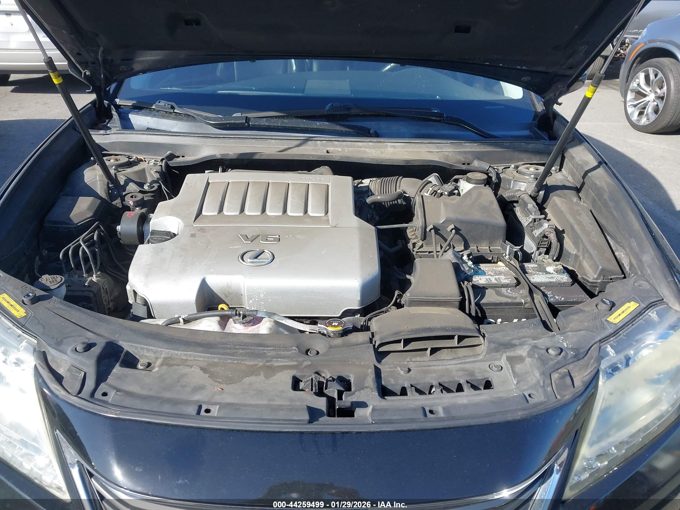LEXUS ES image 10