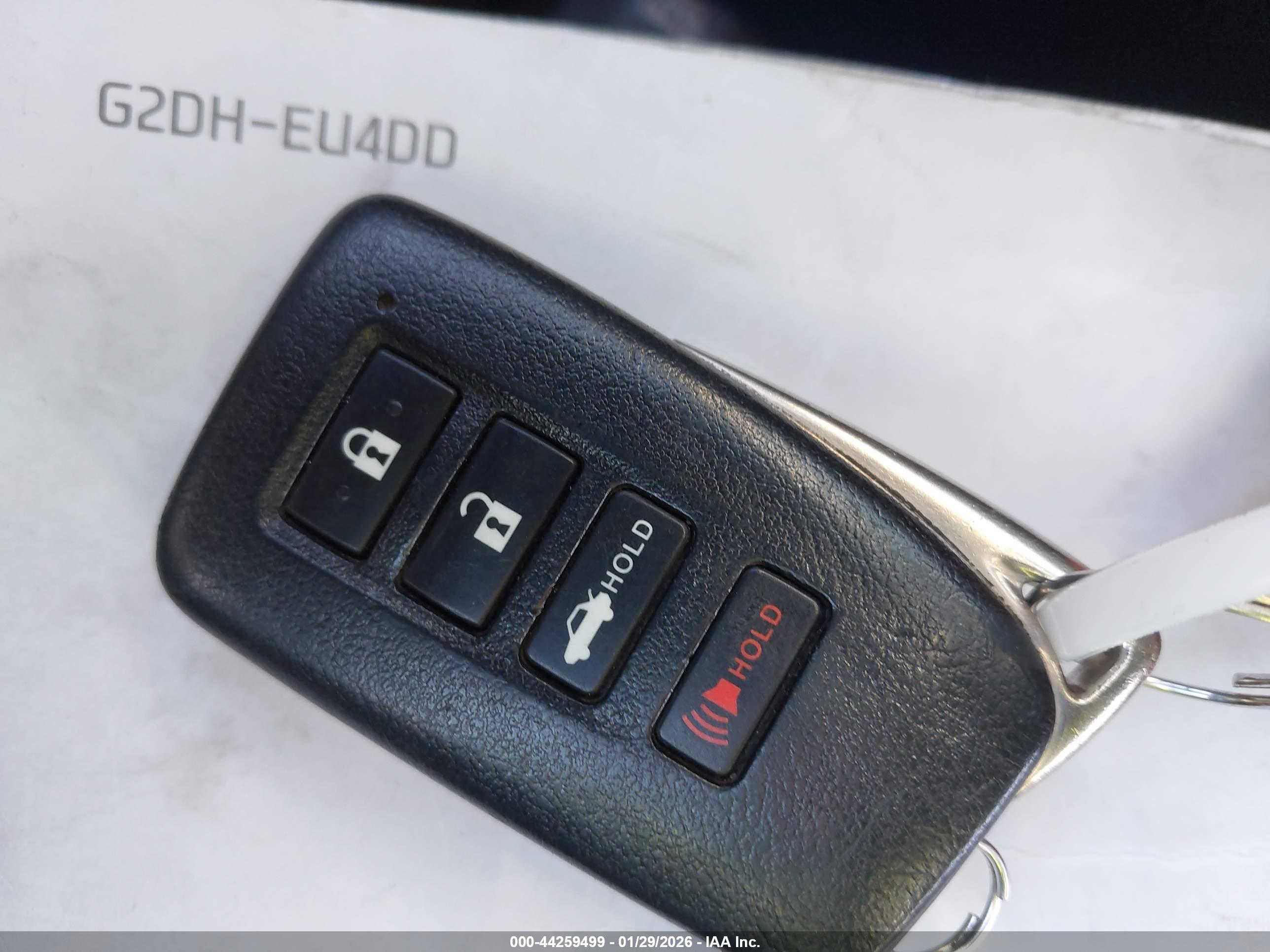 LEXUS ES image 11