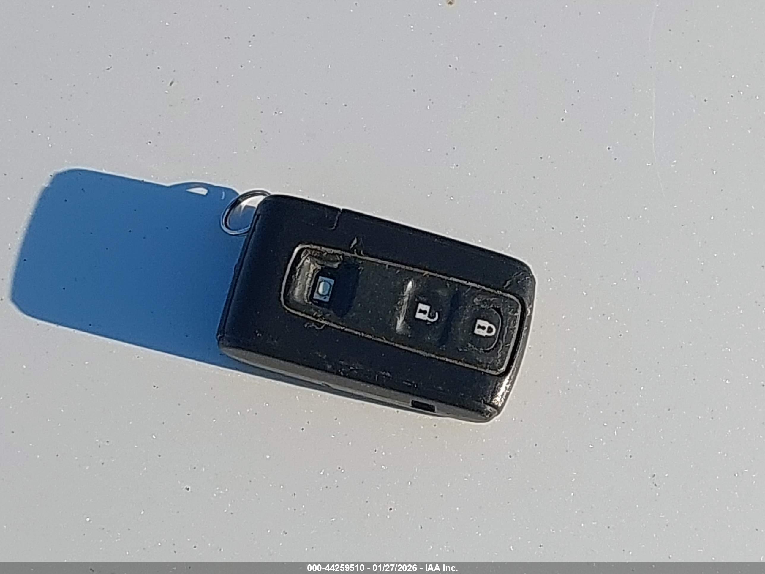 TOYOTA PRIUS image 11