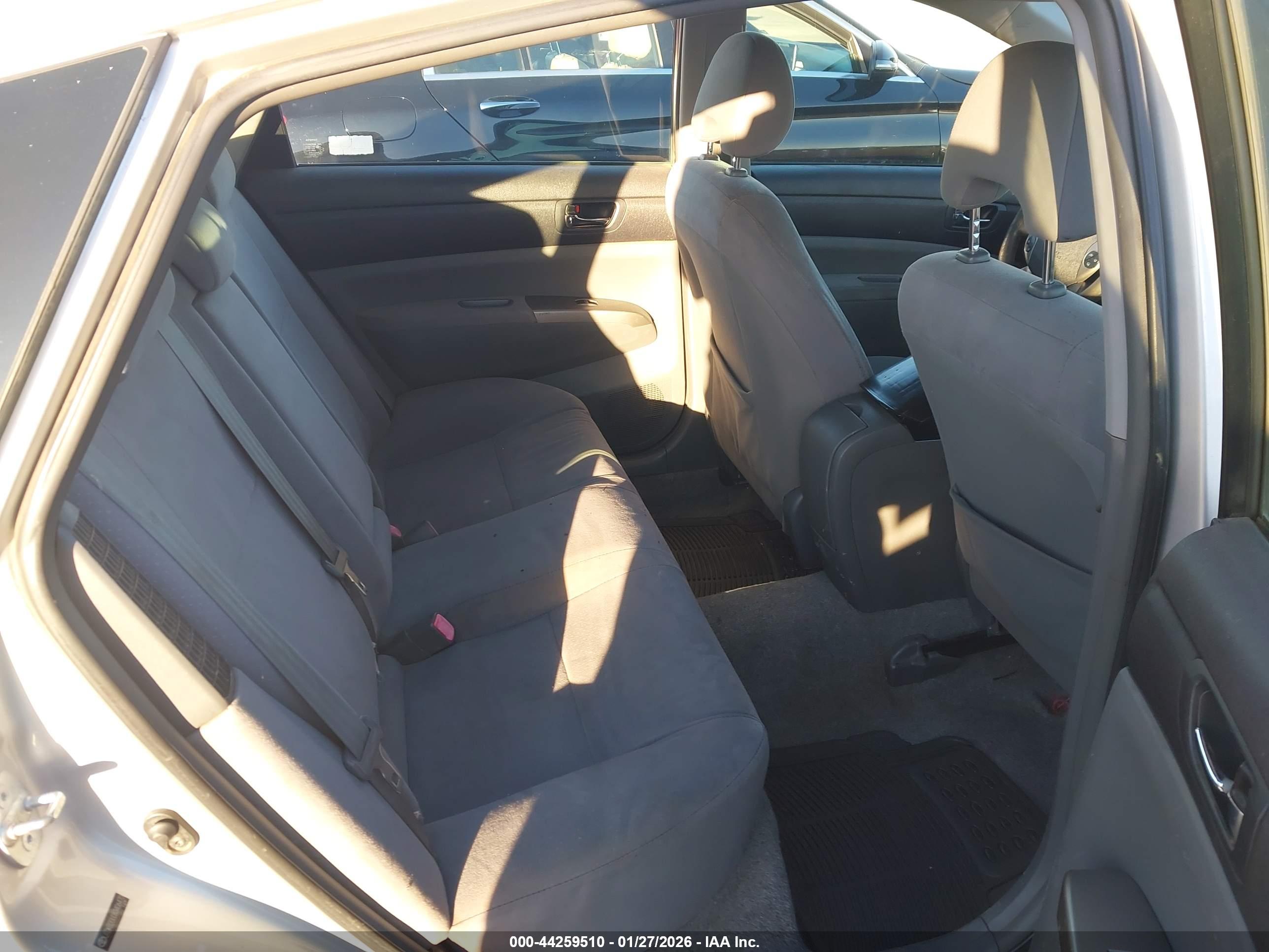 TOYOTA PRIUS image 8