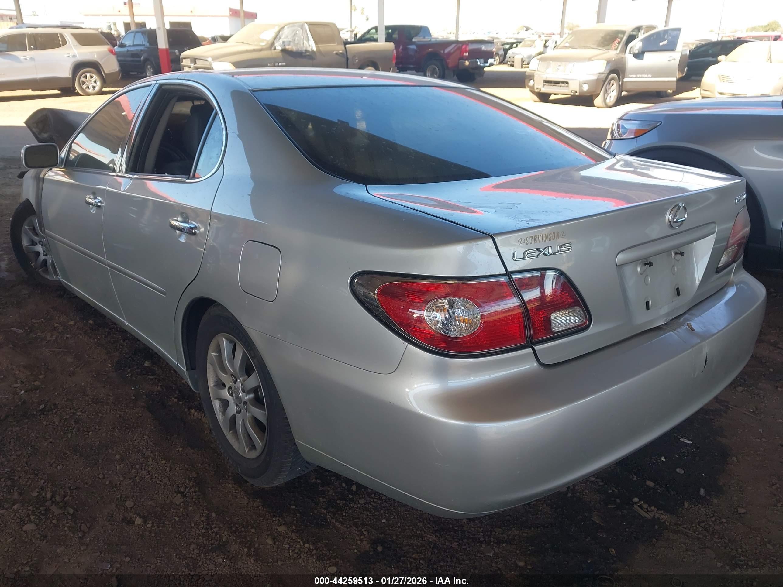LEXUS ES image 3