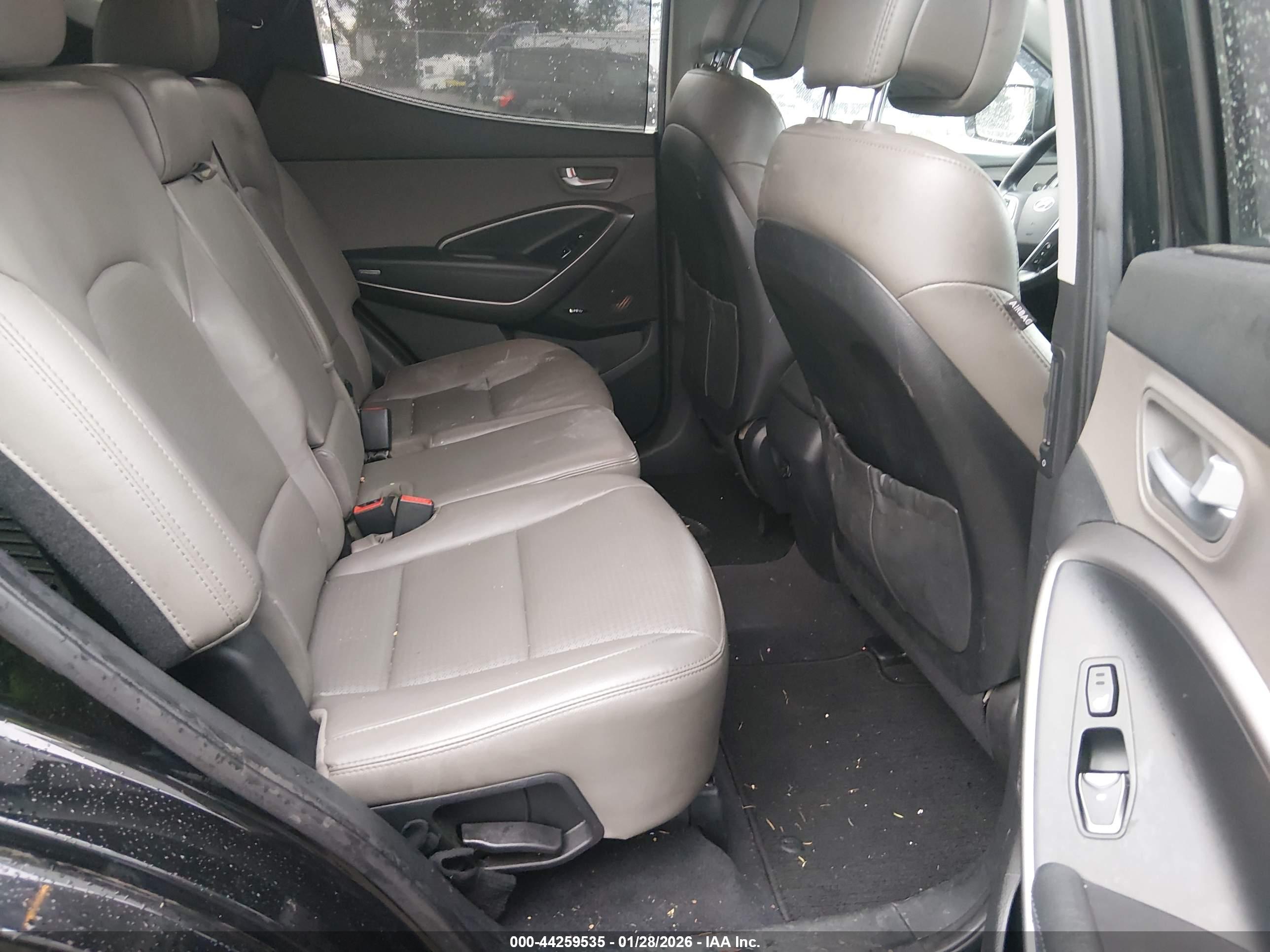 HYUNDAI SANTA image 8