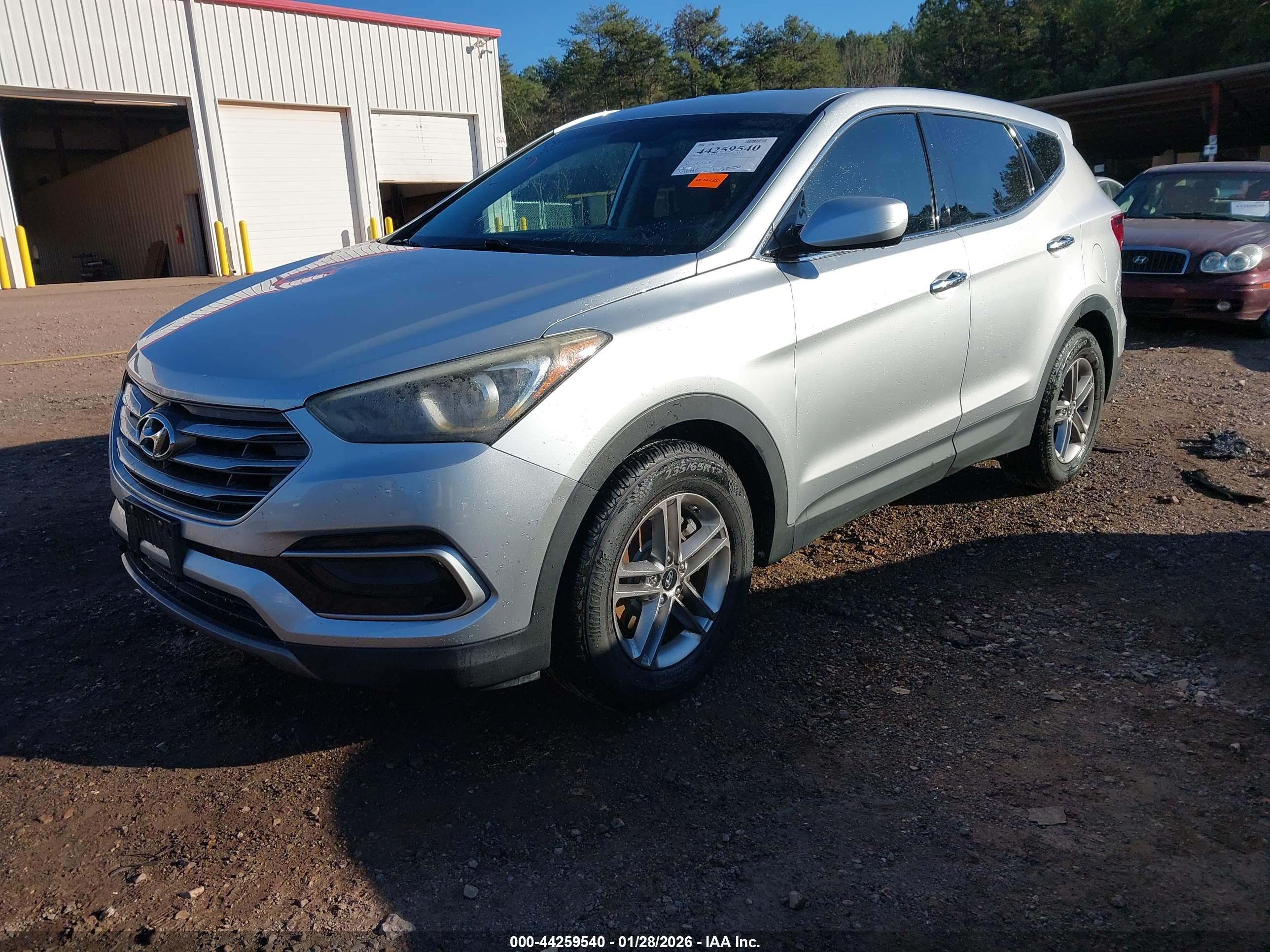 HYUNDAI SANTA image 2
