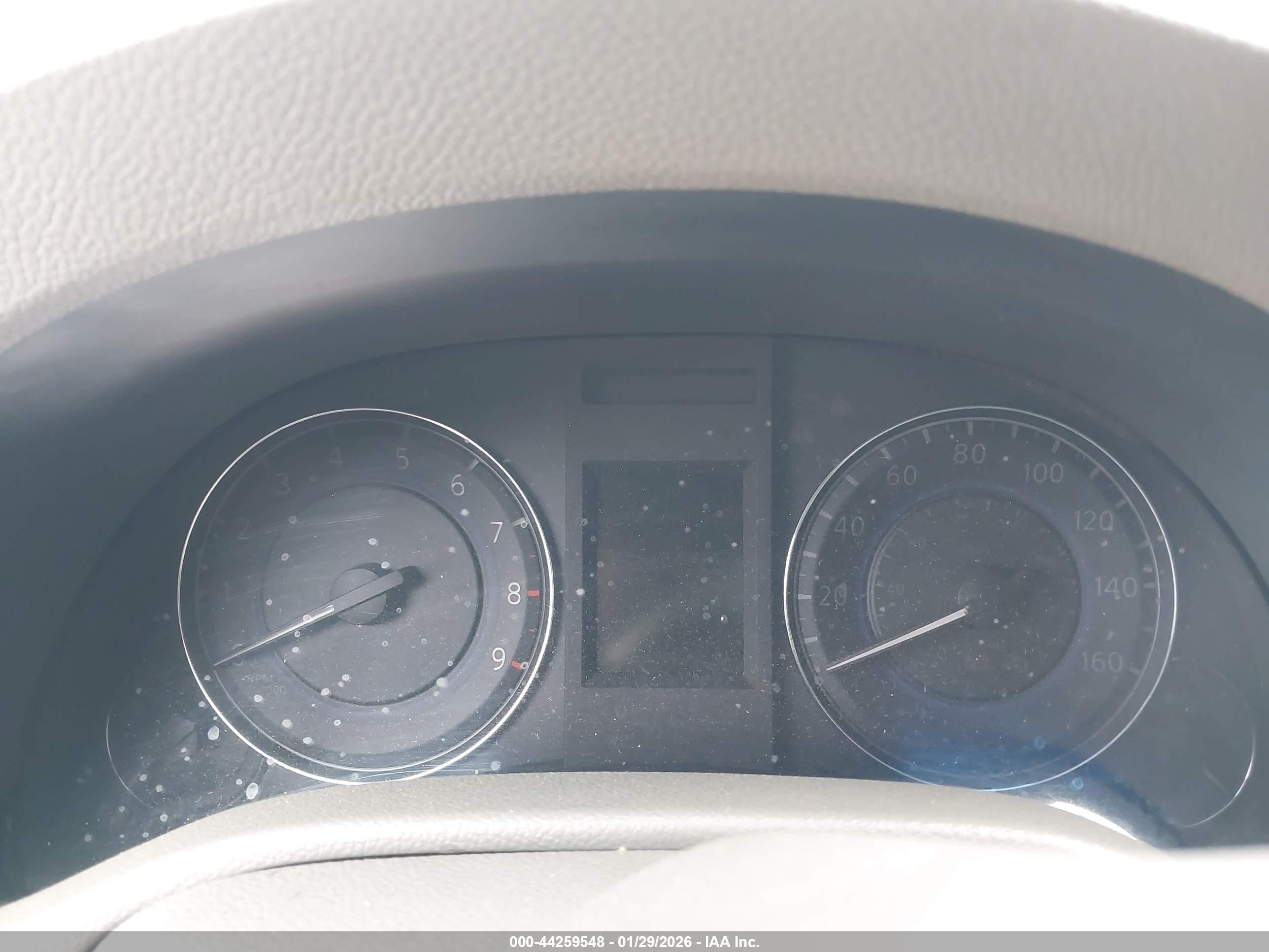 INFINITI G37 image 7