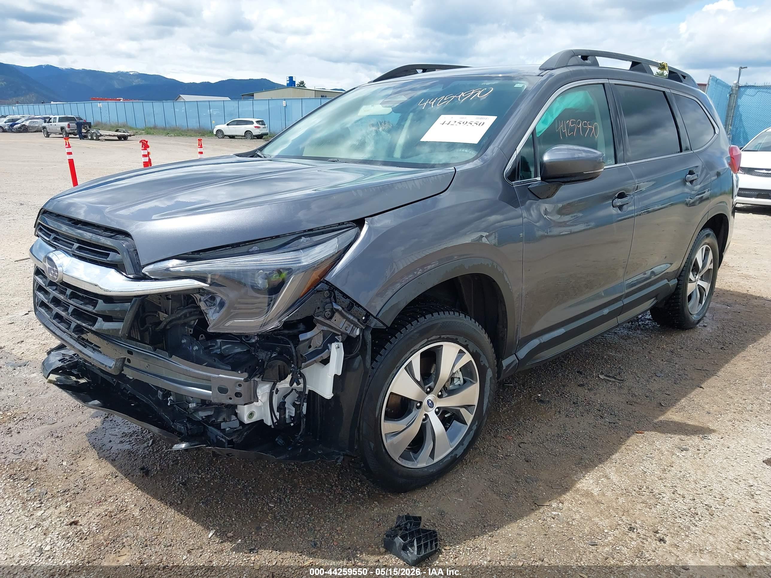 SUBARU ASCENT image 2