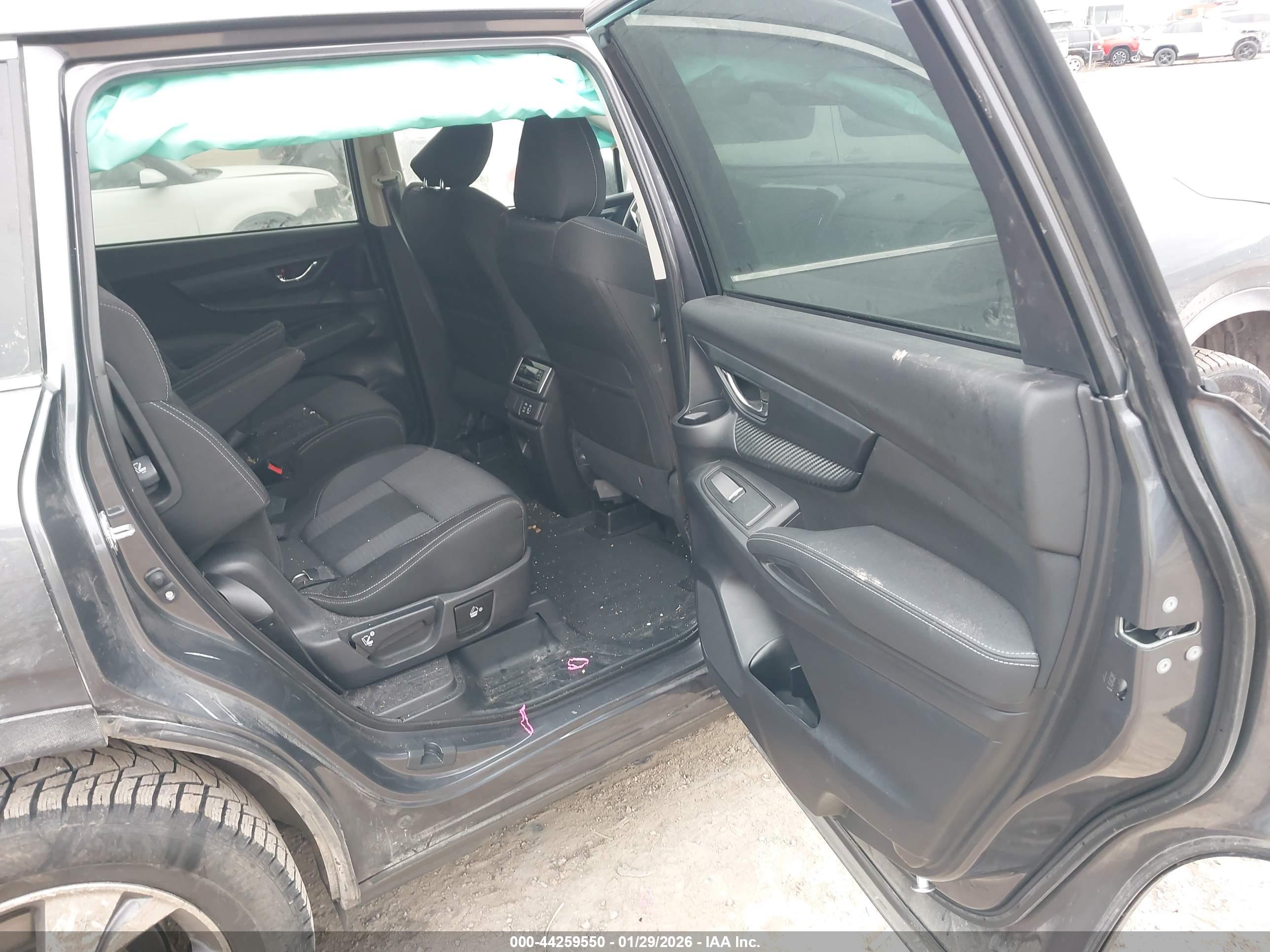 SUBARU ASCENT image 8