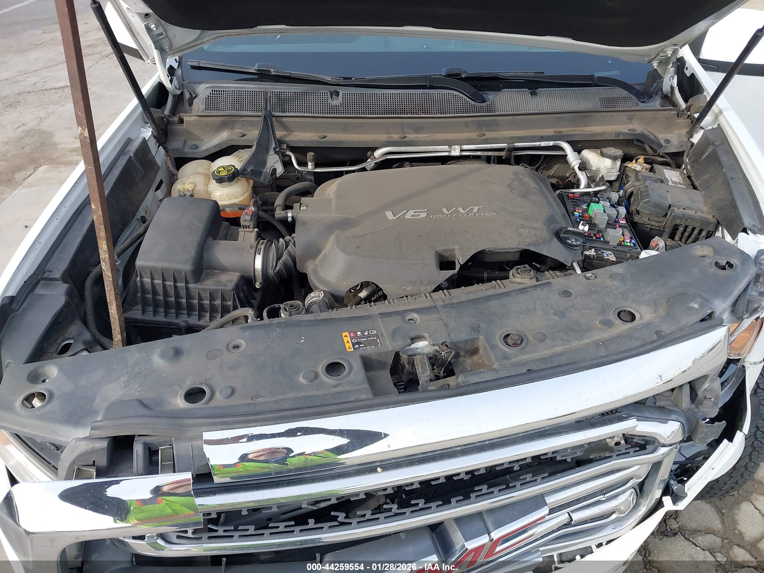 GMC CANYON image 10