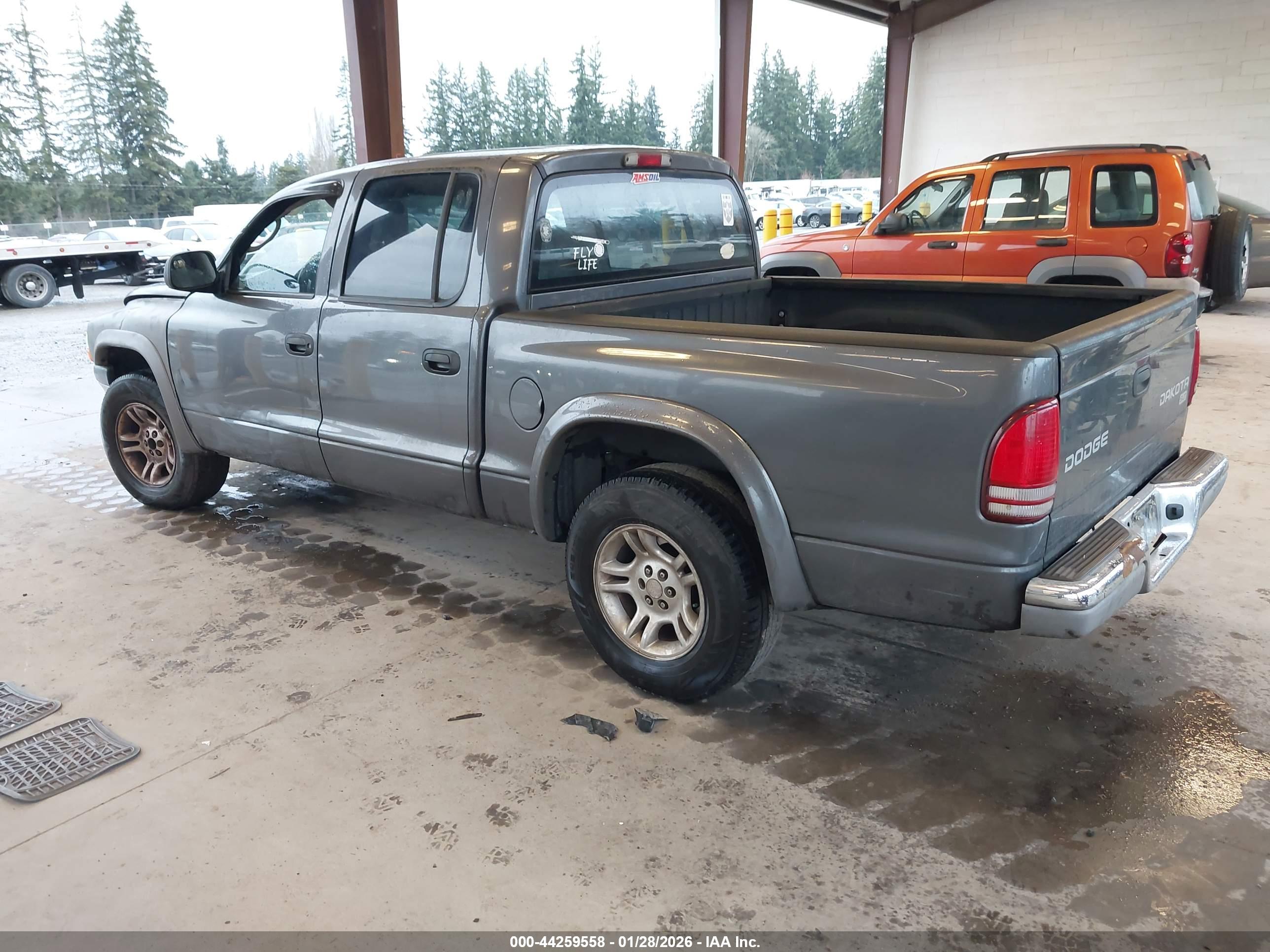 DODGE DAKOTA image 3