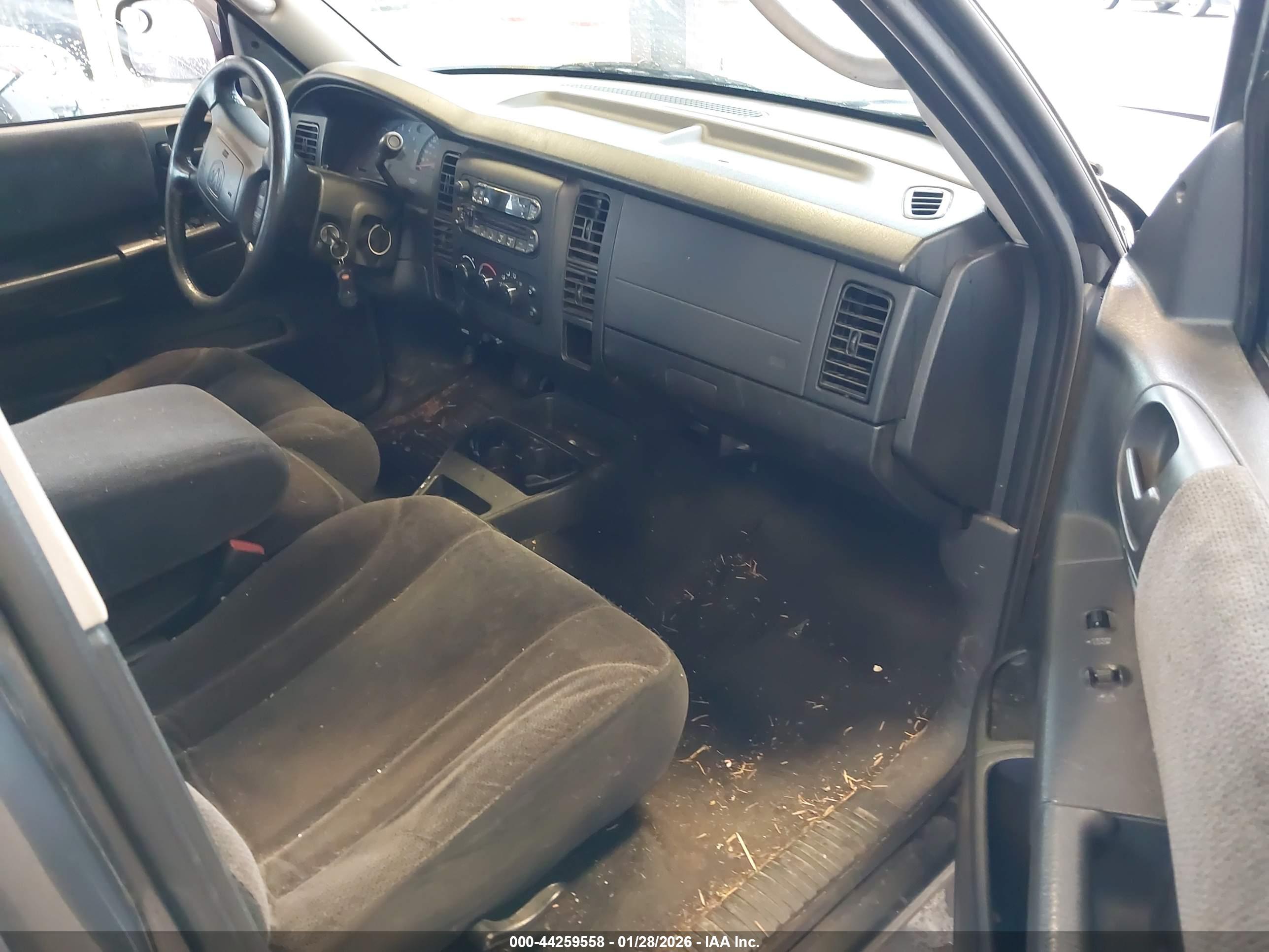 DODGE DAKOTA image 5
